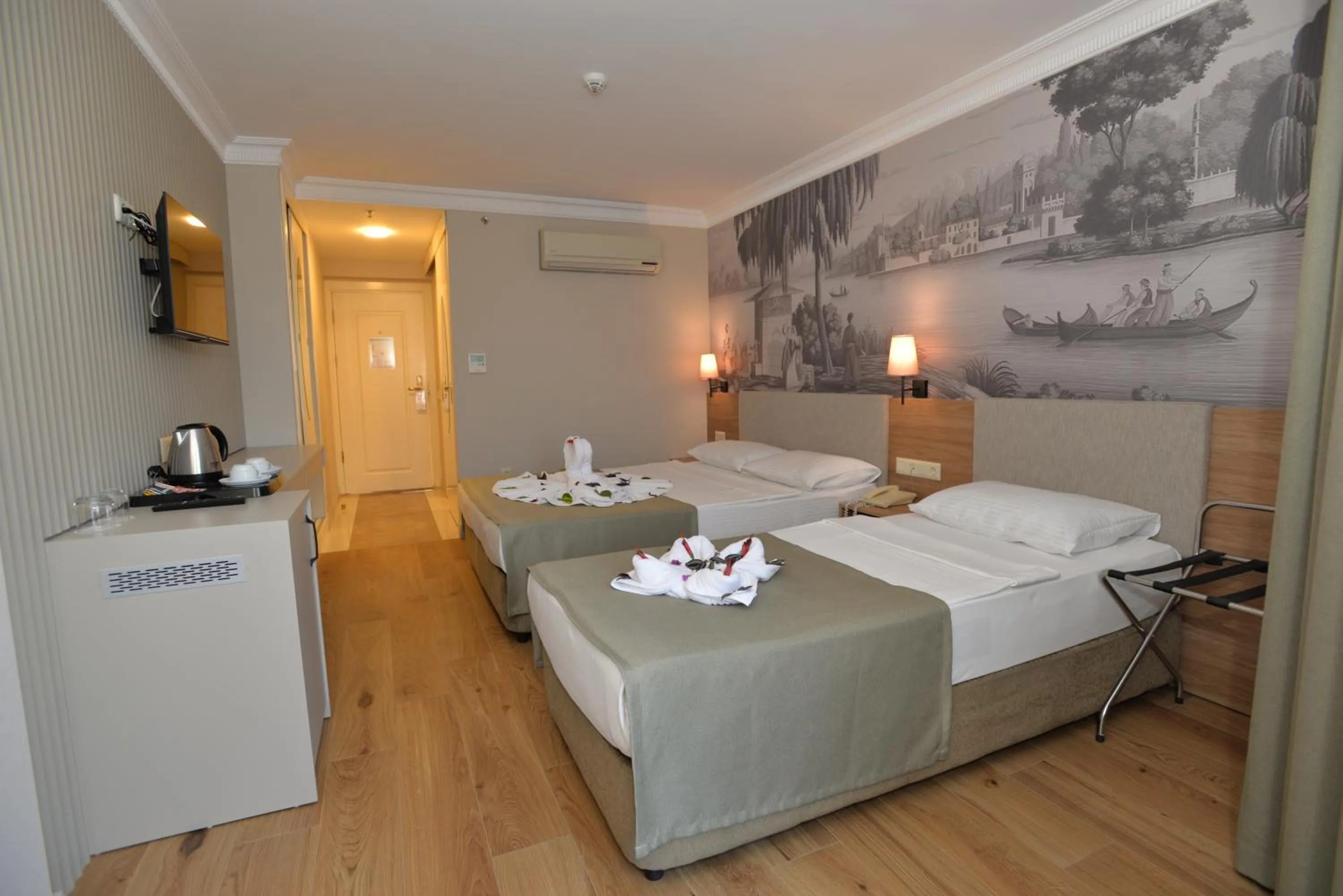 Photo of the whole room, Bed in White Gold Hotel & Spa