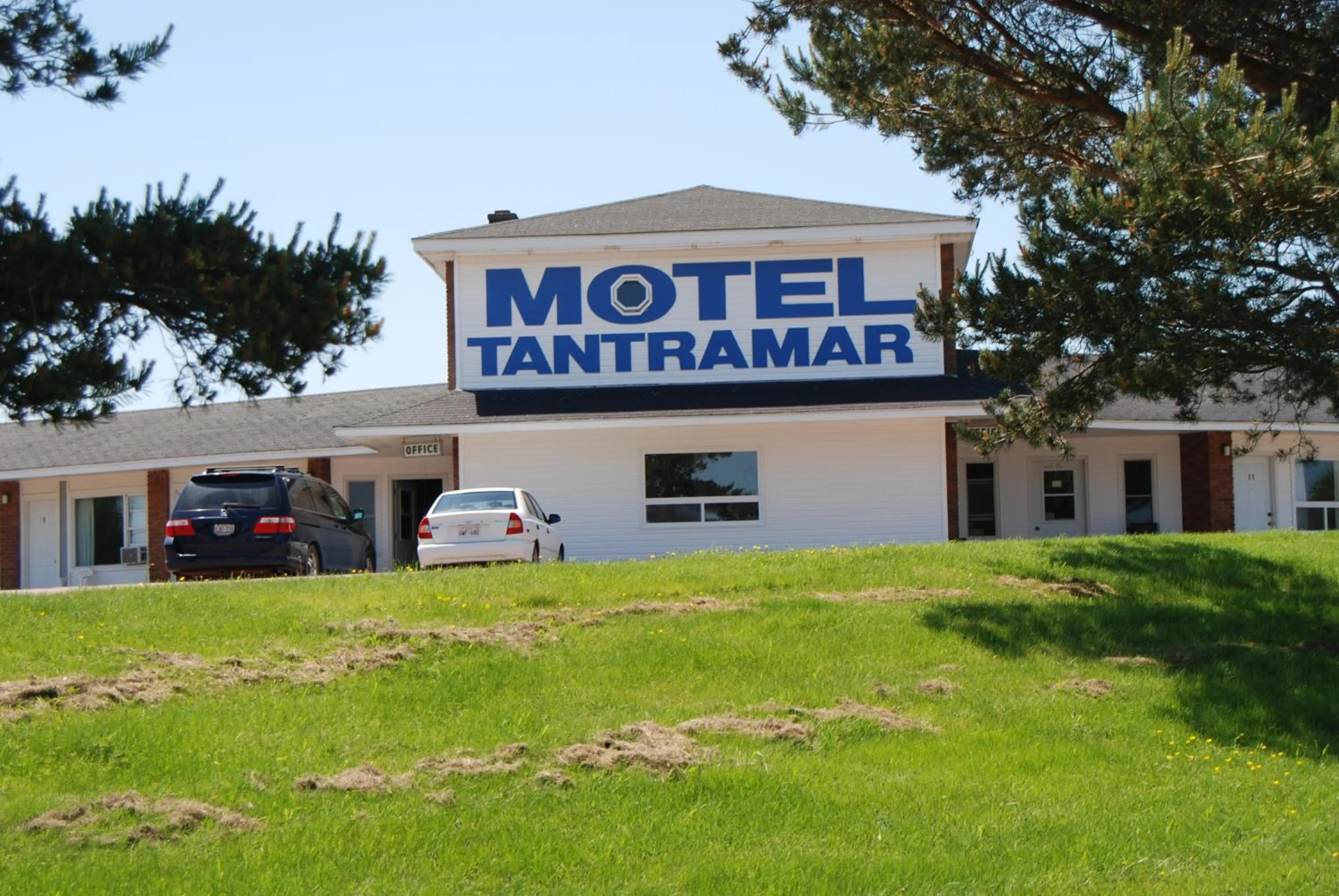 Property building in Tantramar Motel
