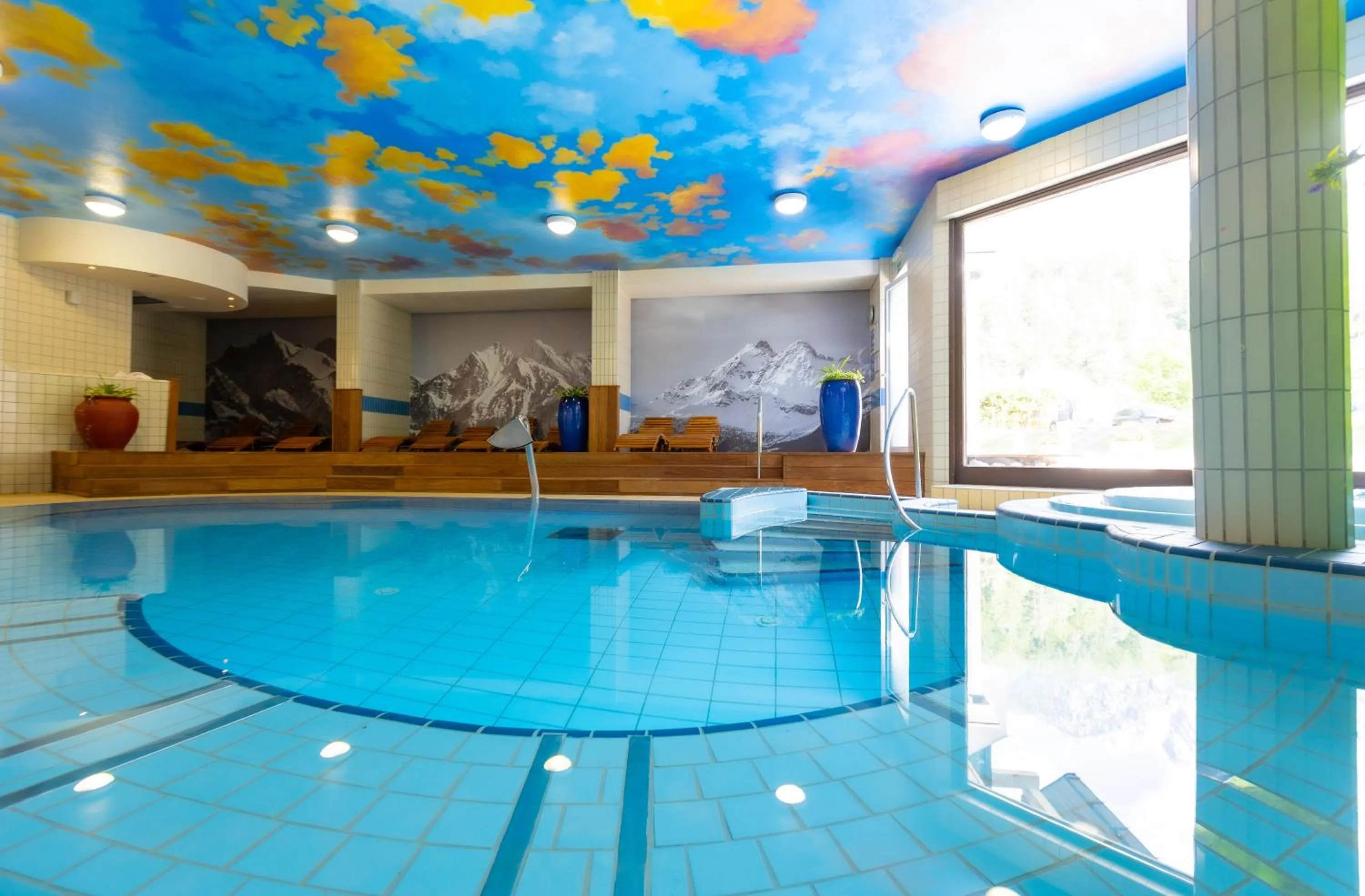 Swimming pool in Hotel Kranjska Gora