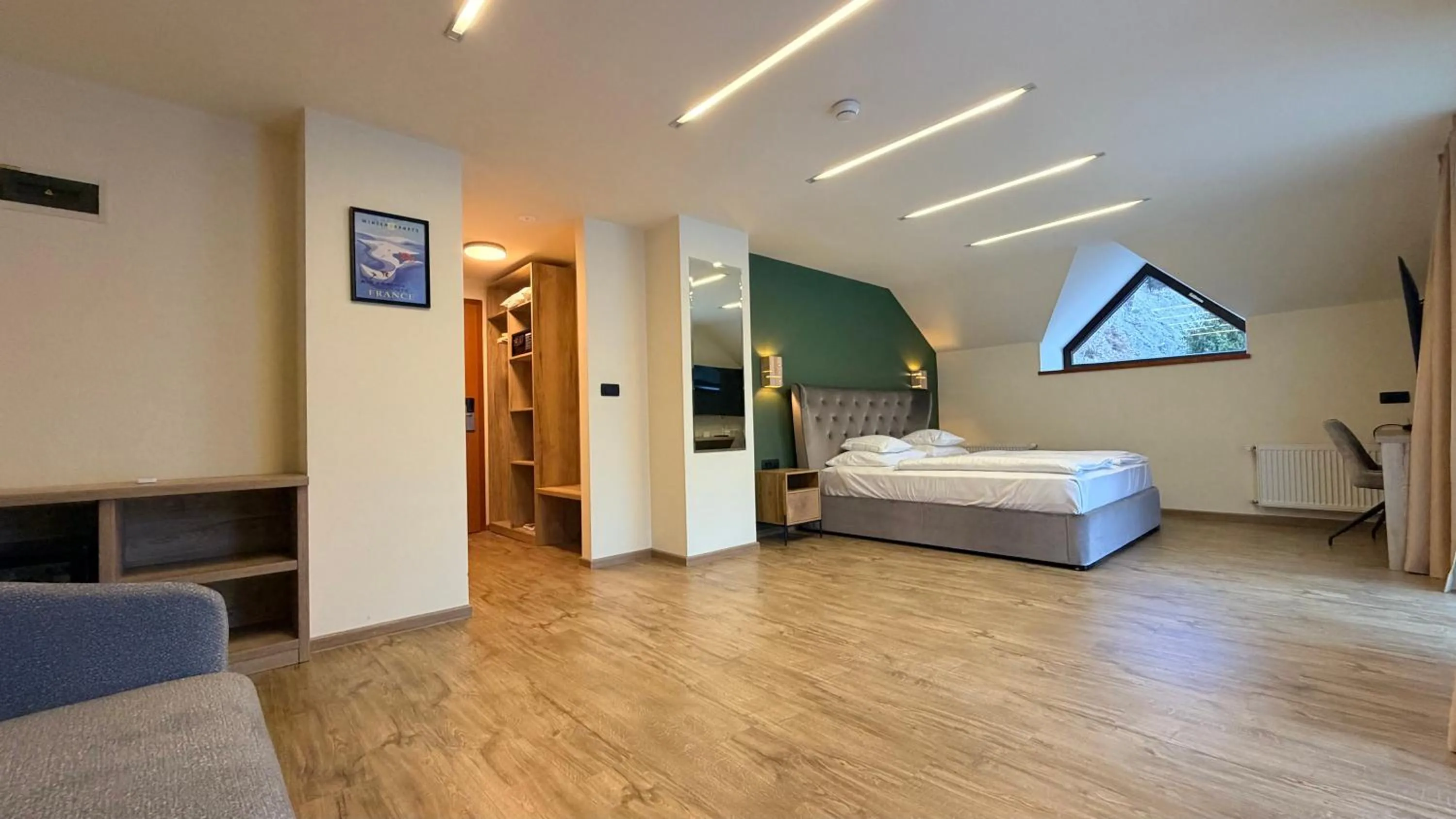 Bedroom, Bed in Hotel Kranjska Gora