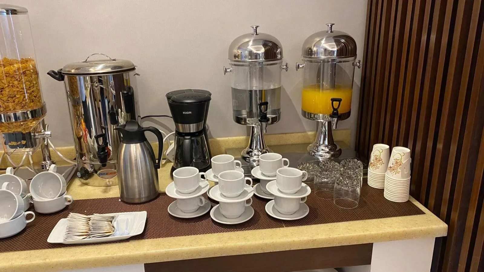 Food in Al Muhaidb Residence Khorais