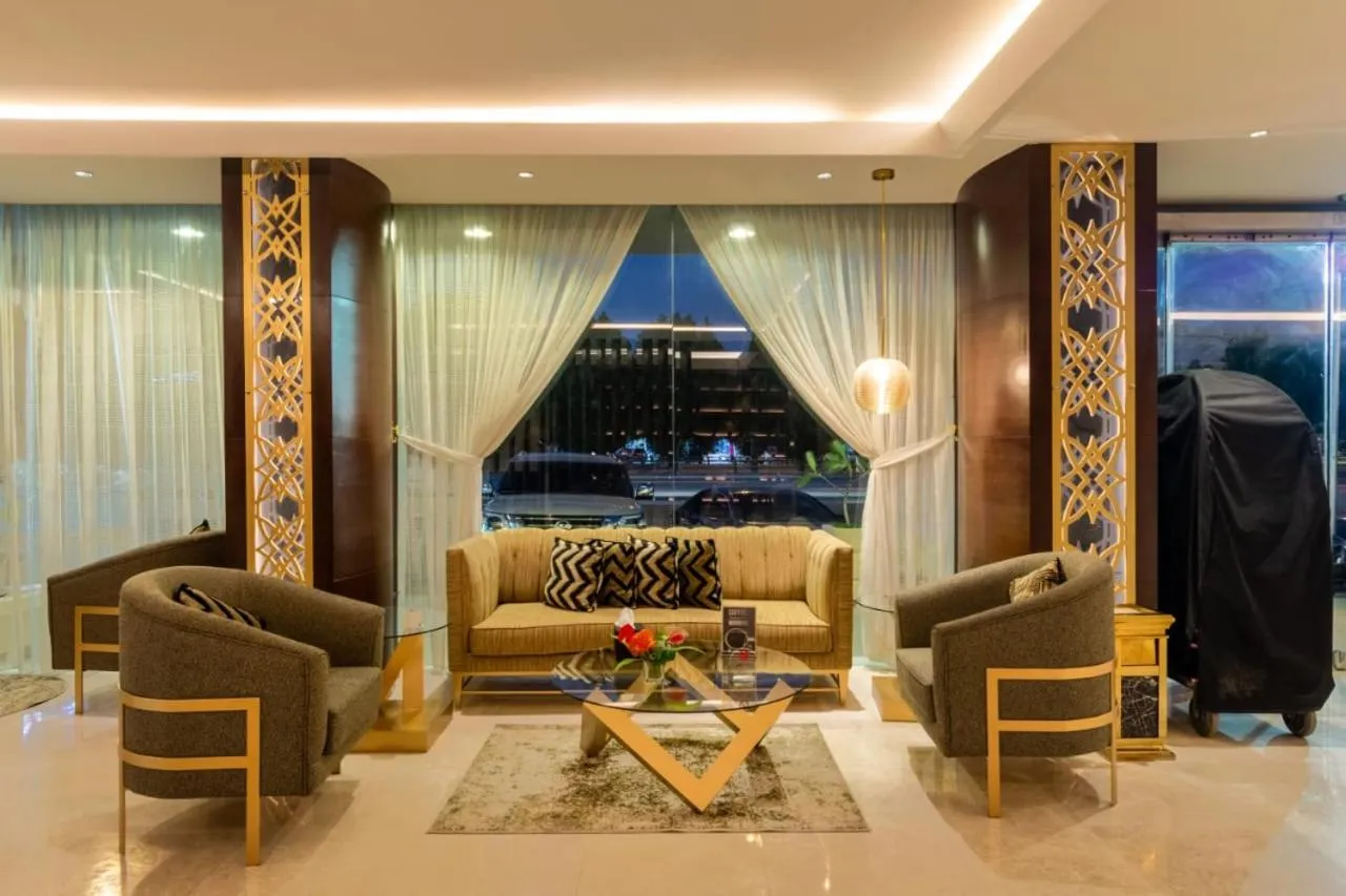Lobby or reception in Al Muhaidb Residence Khorais