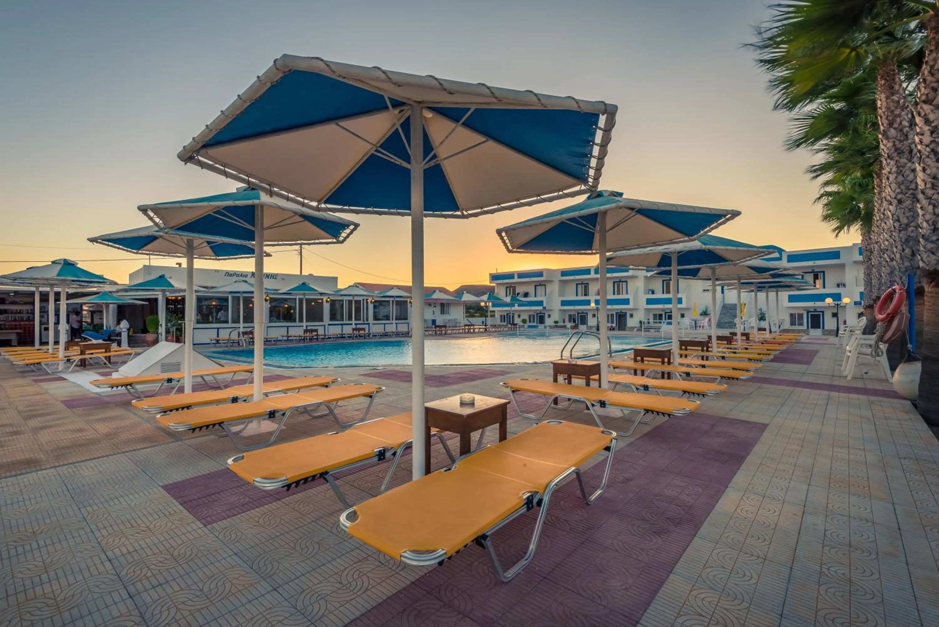 Swimming pool in Mammis Beach Hotel