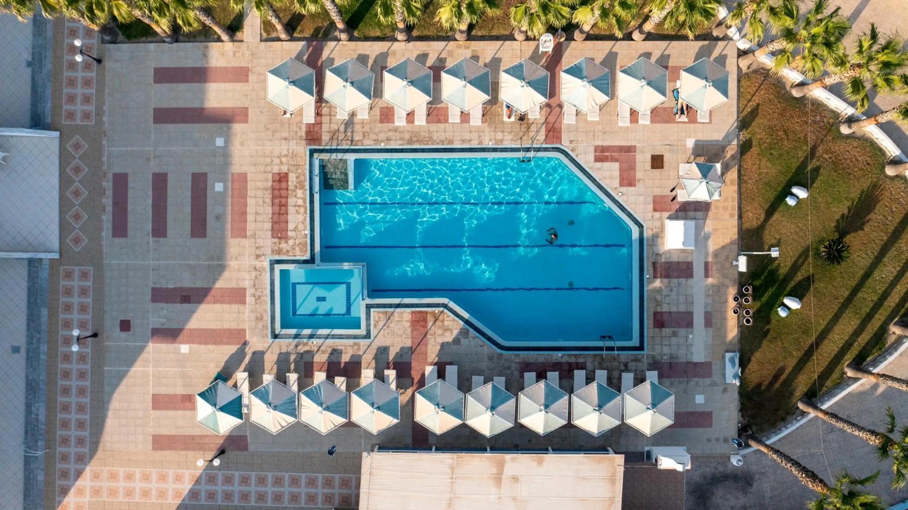 Swimming pool in Mammis Beach Hotel