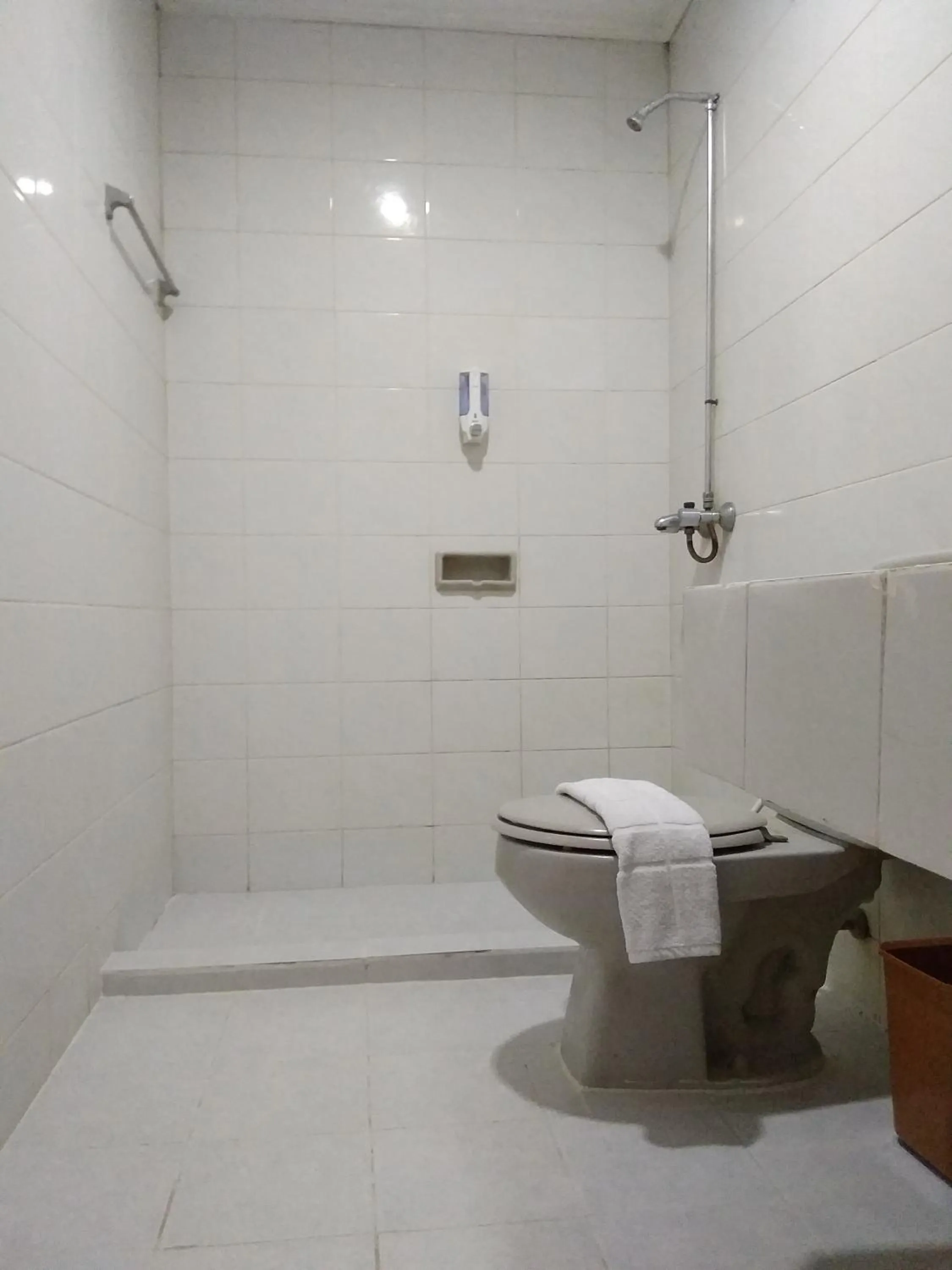 Bathroom in K-Style Eco Hotel Jakarta