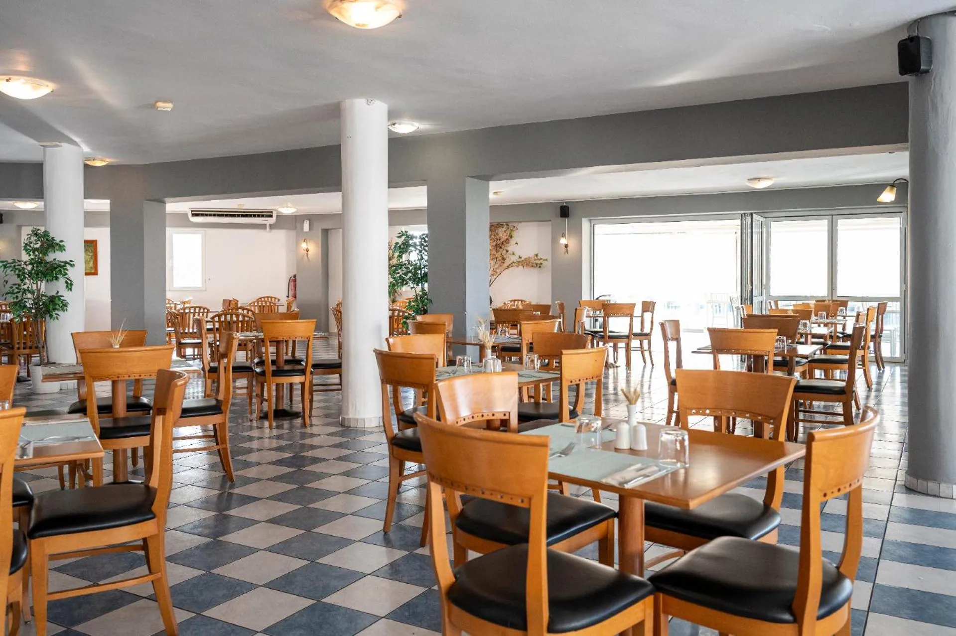 Restaurant/places to eat in Corali Hotel