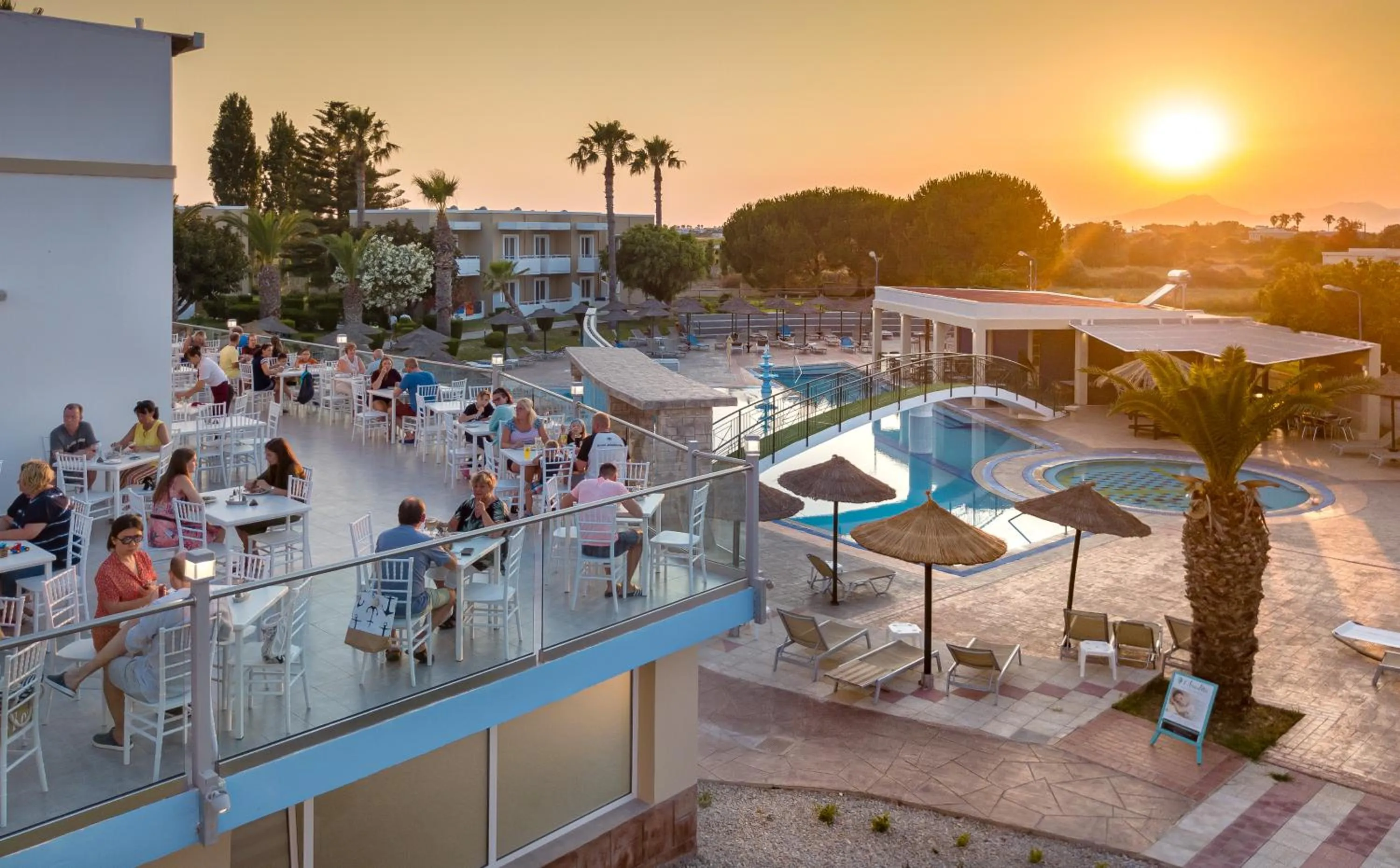 Lounge or bar in Corali Hotel