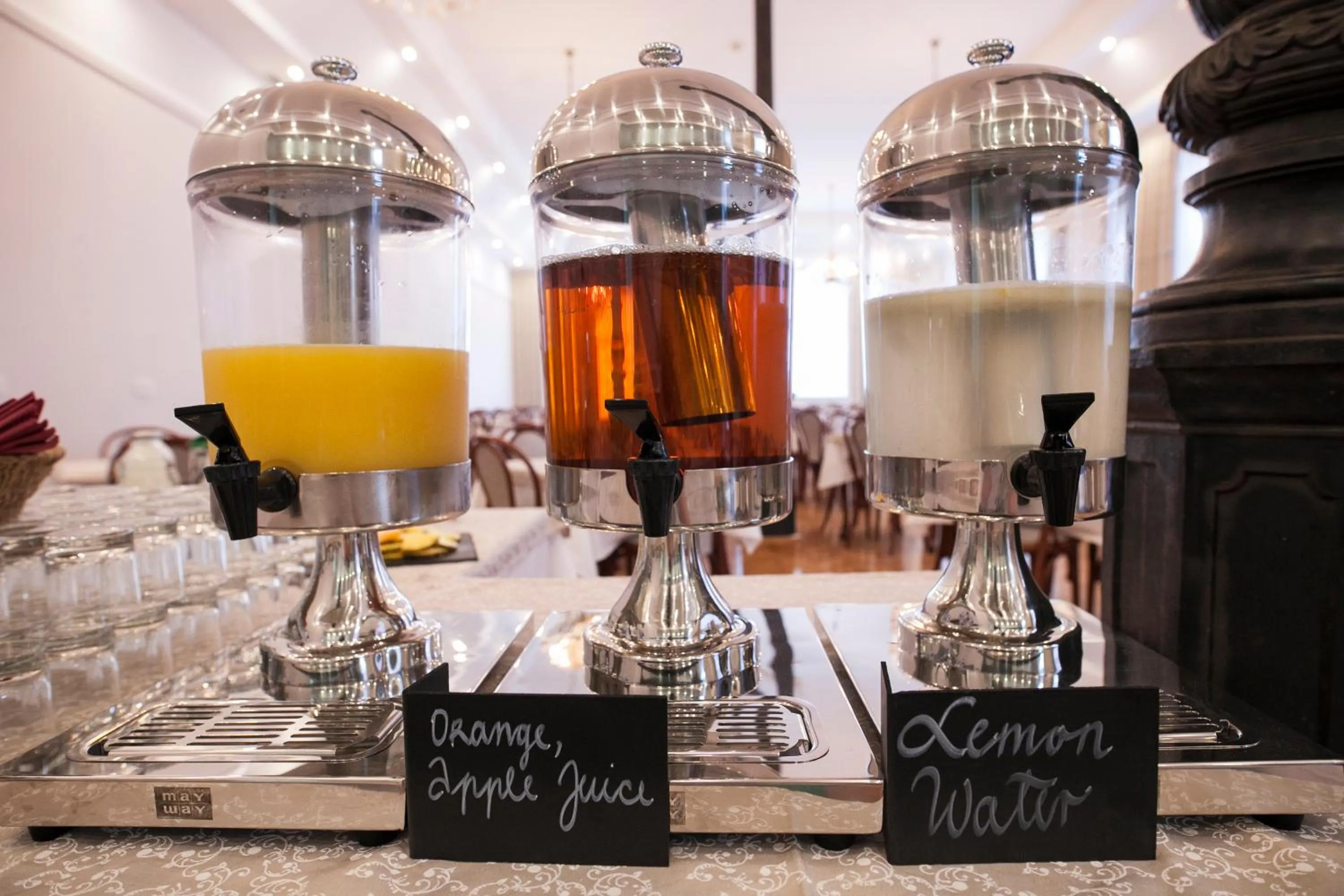 Buffet breakfast in ECO Hotel Center Postojna