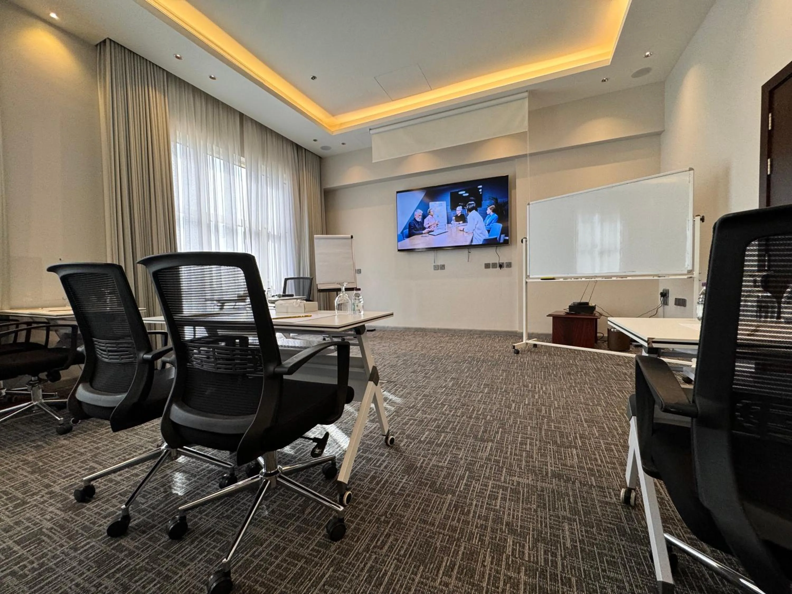 Meeting/conference room in Rosemond Al Hamra