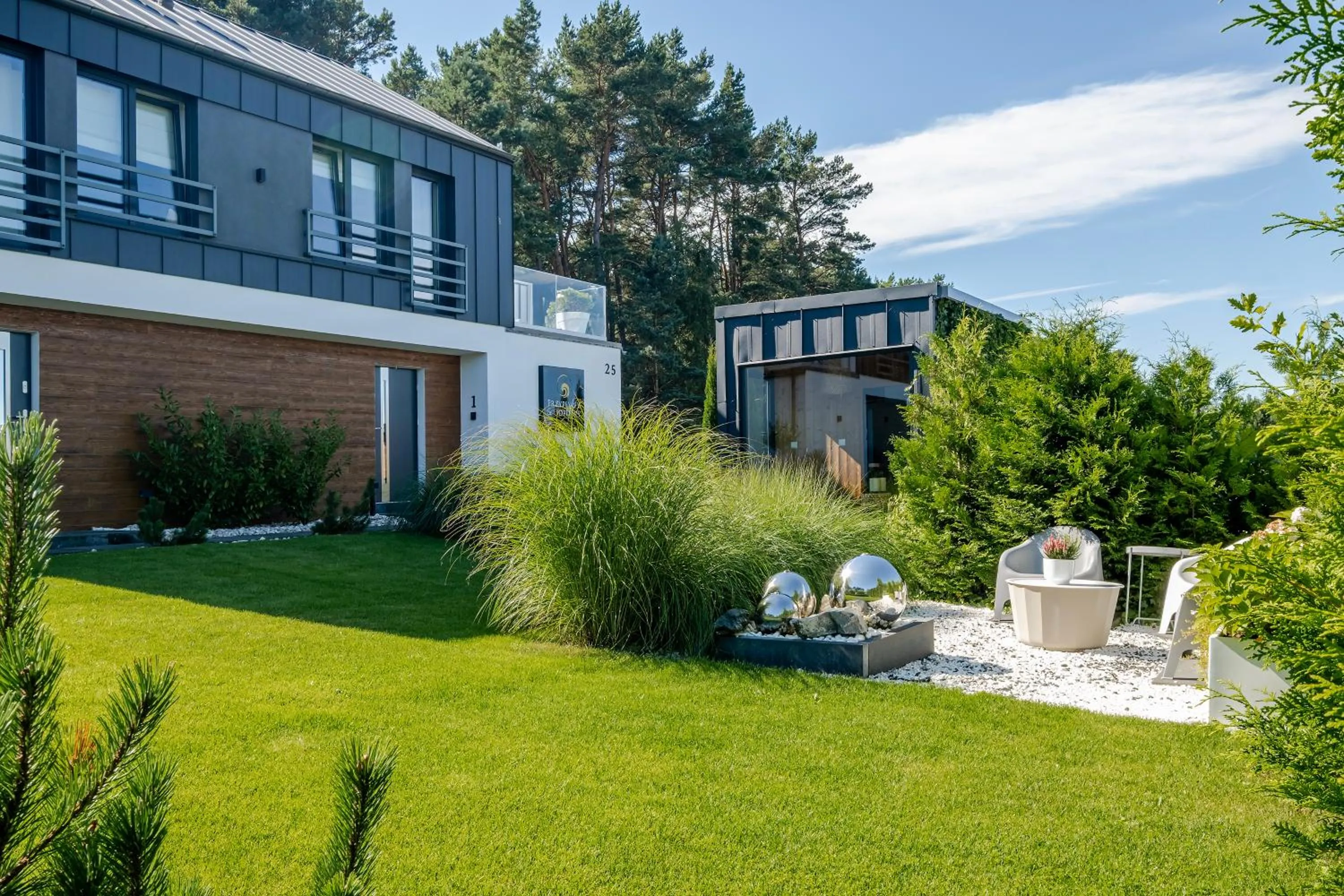 Property building in Przypływy & Odpływy