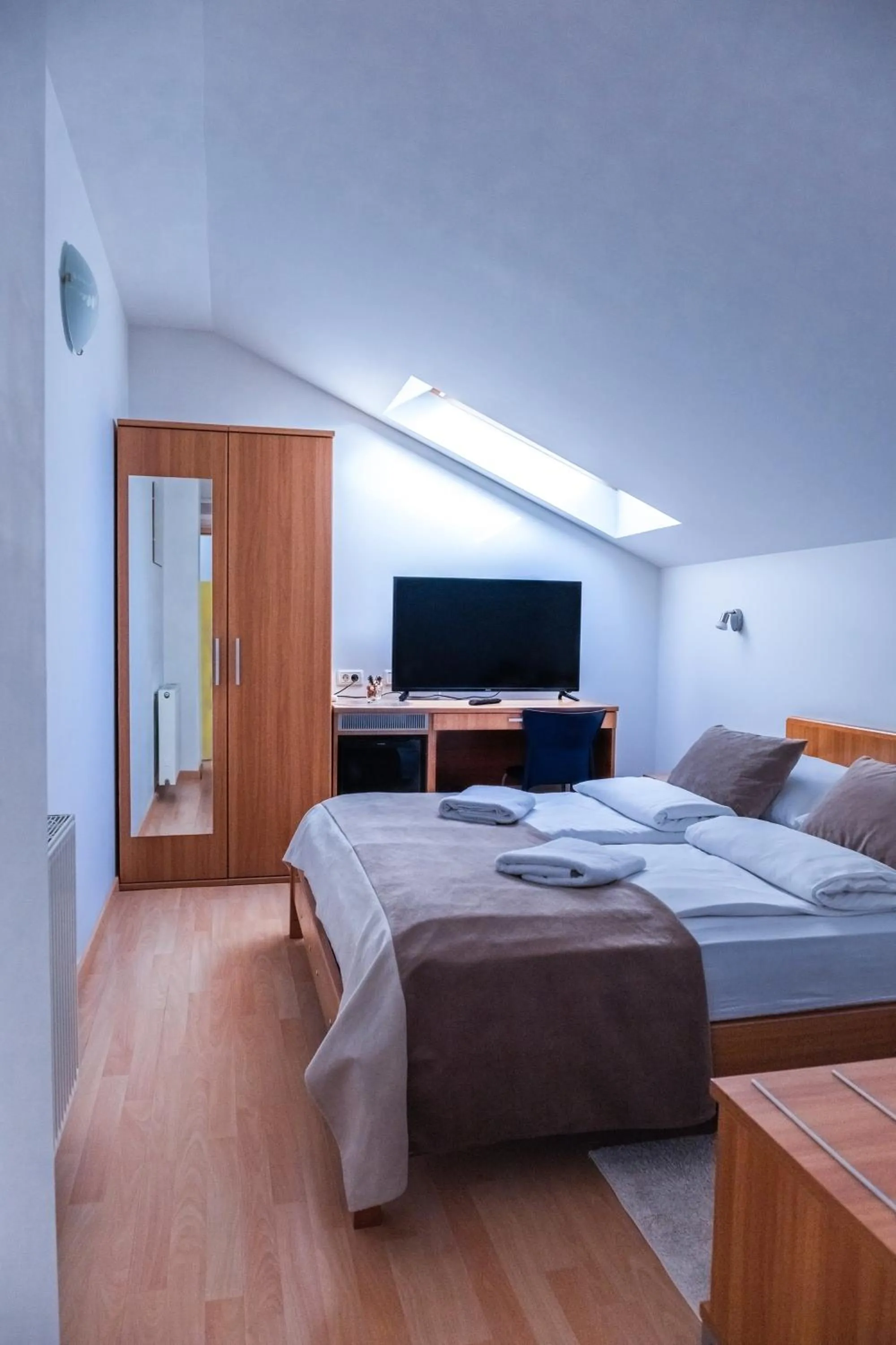 Bedroom, Bed in Garni Hotel Keltika