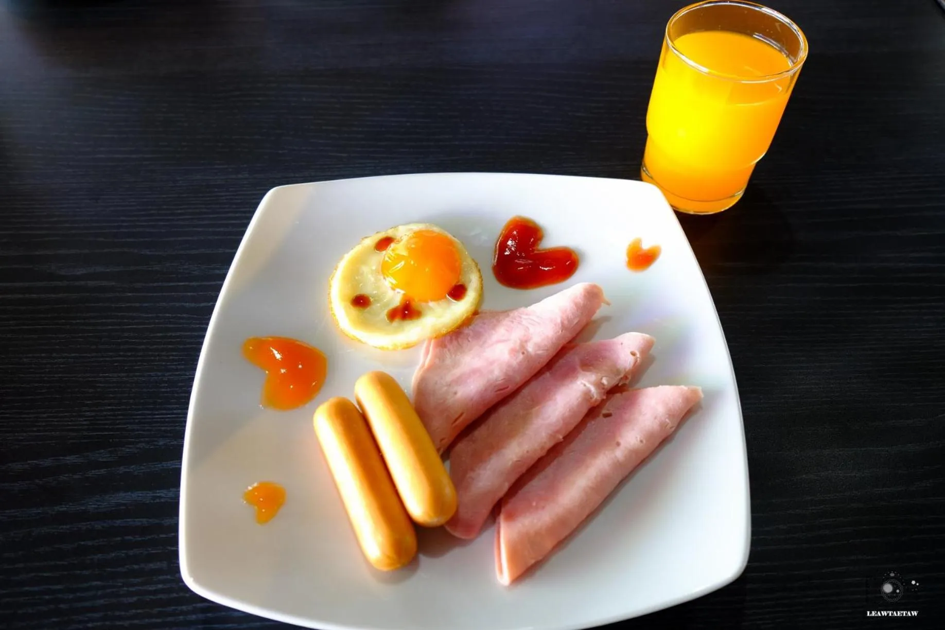 Food in Play Phala Beach Rayong