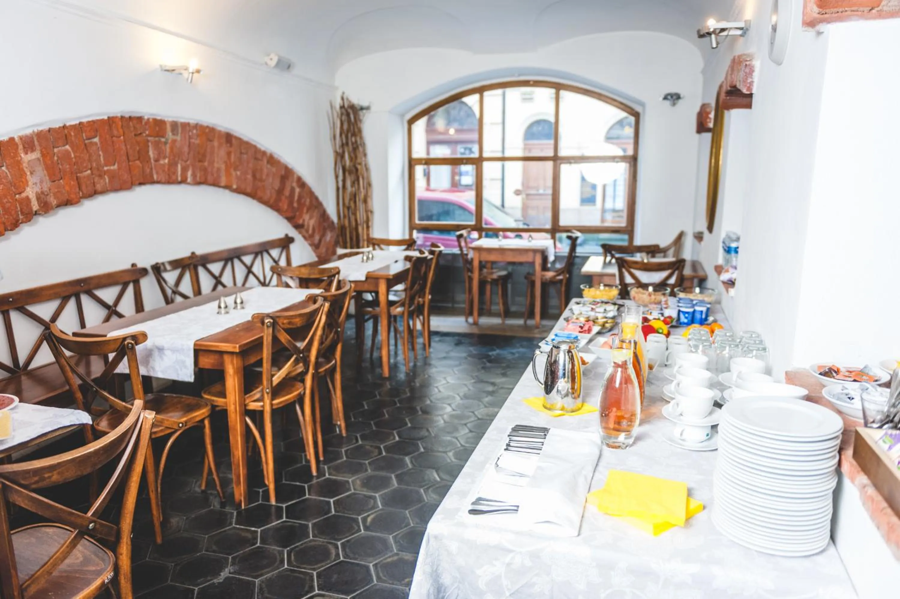 Food and drinks in Hotel u České koruny