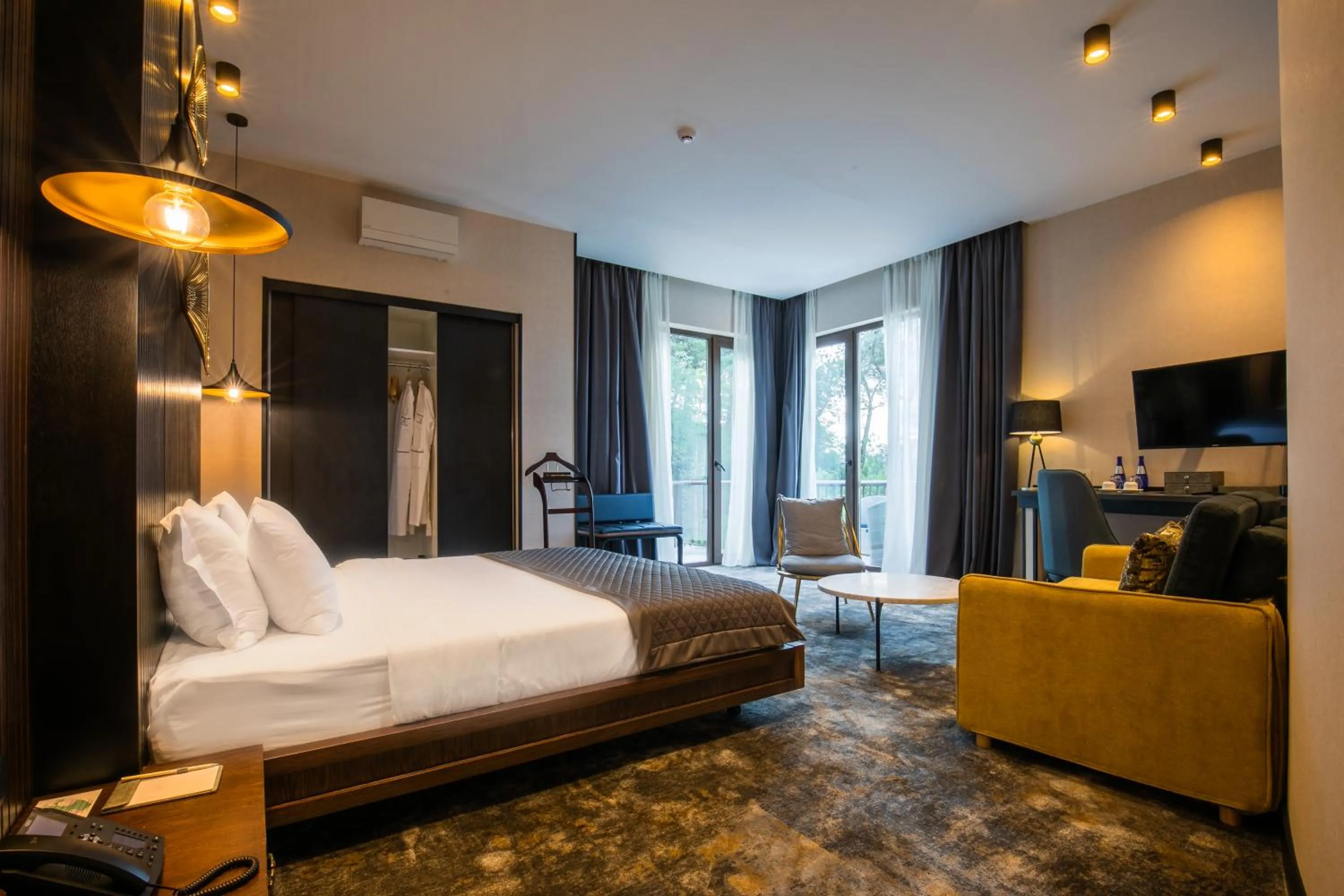 Photo of the whole room, Bed in Hotel Adamo