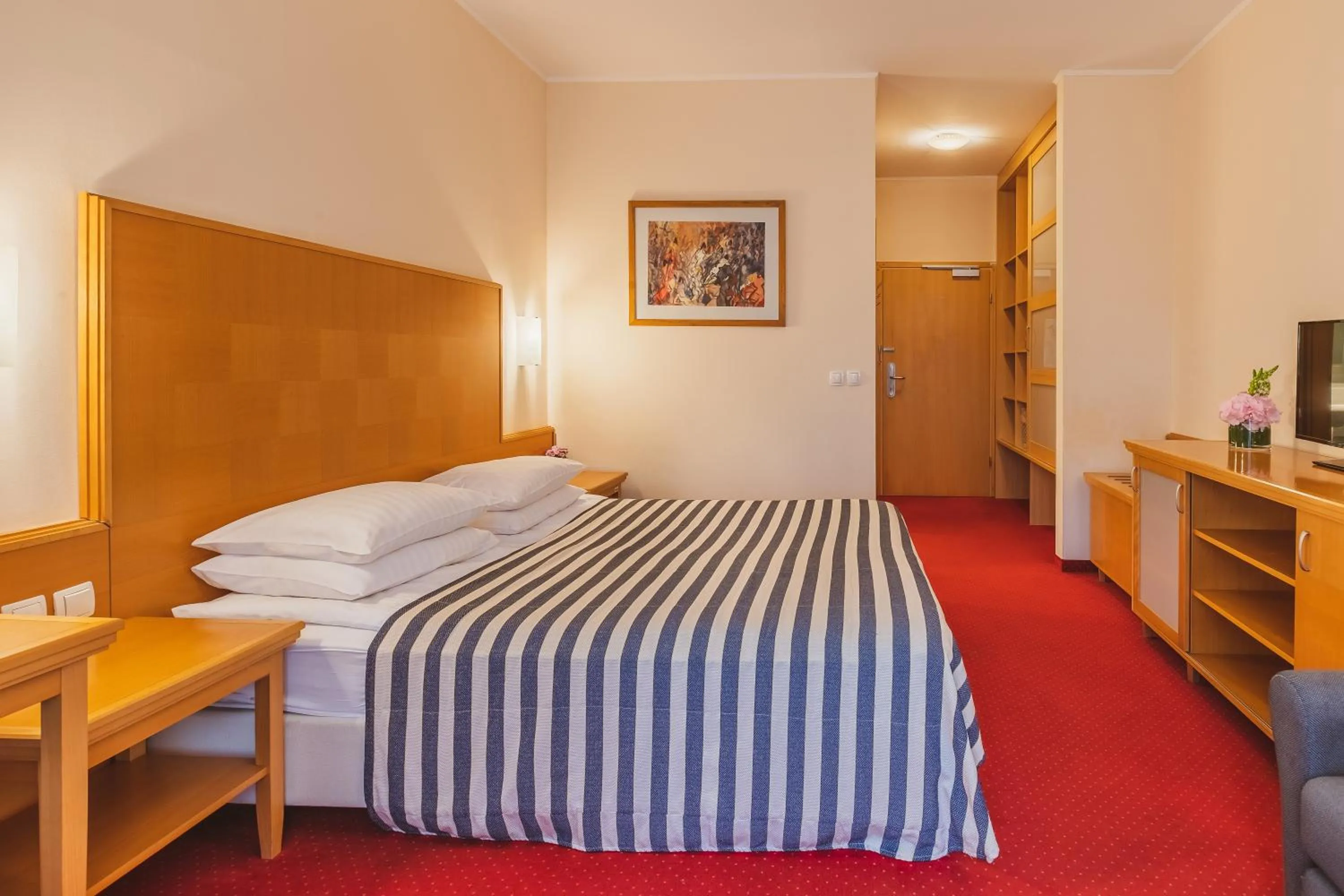 Bed in Ramada Hotel & Suites Kranjska Gora