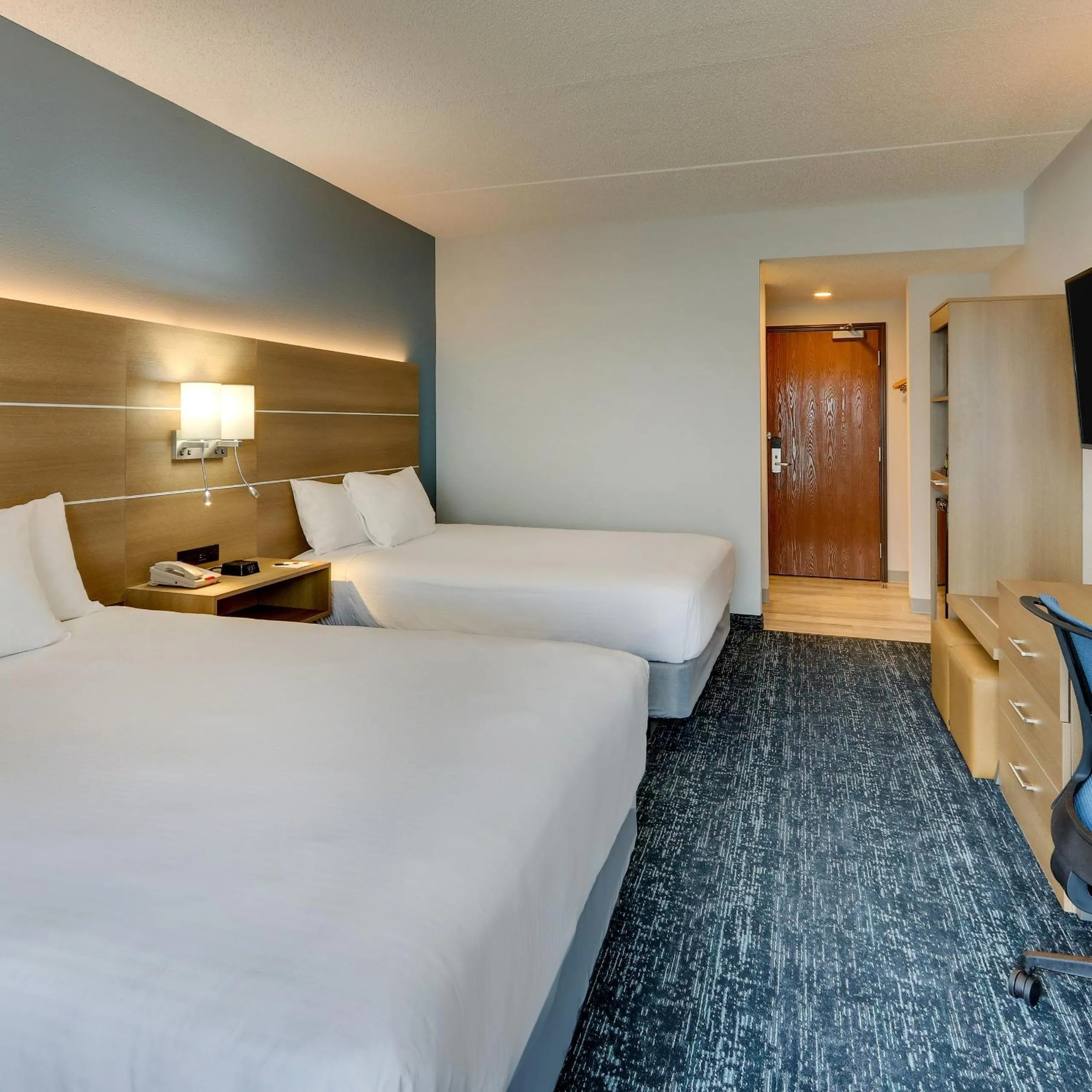 Bed in Parkshore Resort