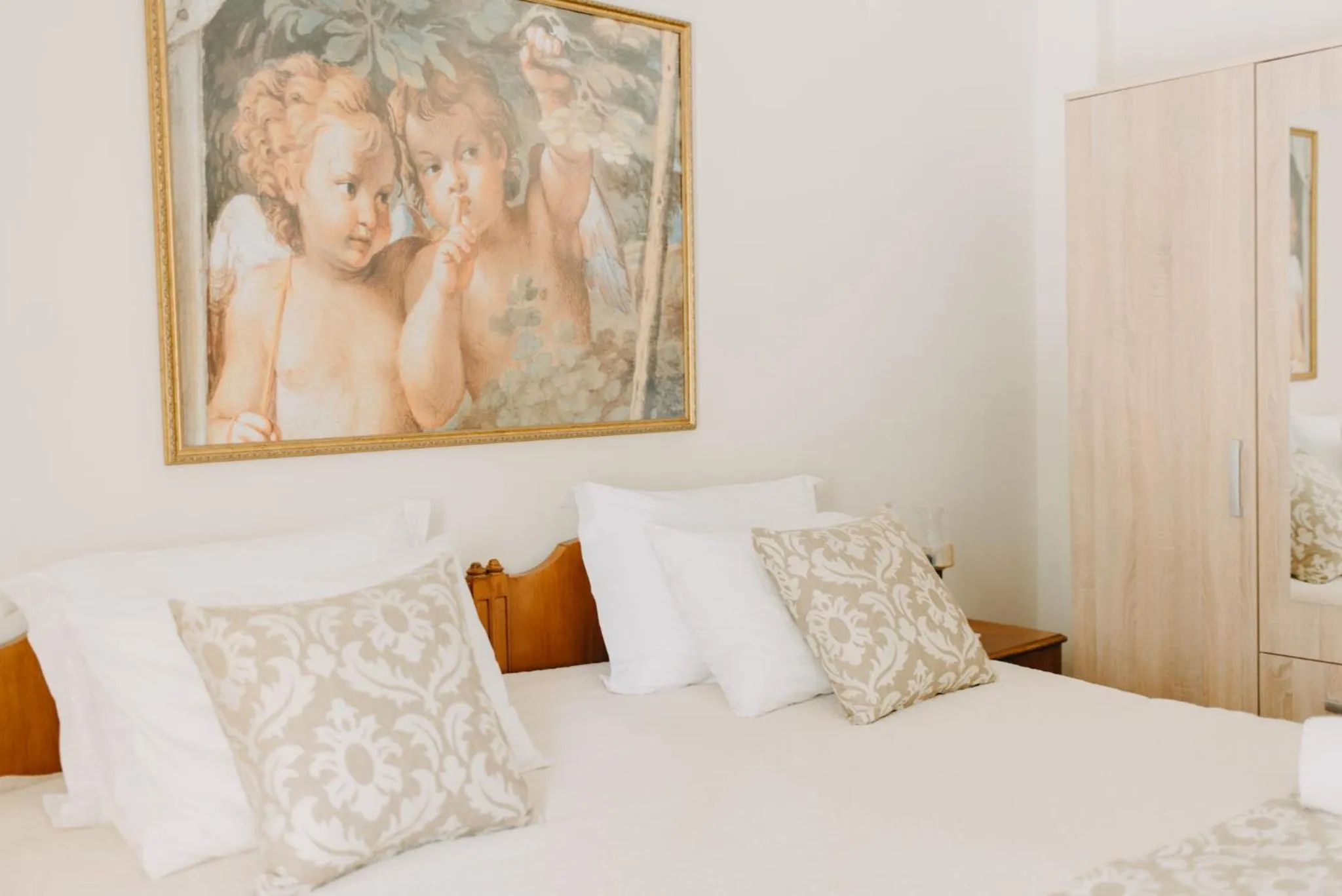 Bed in BEST HOUSE, Attiki Metro, Athens