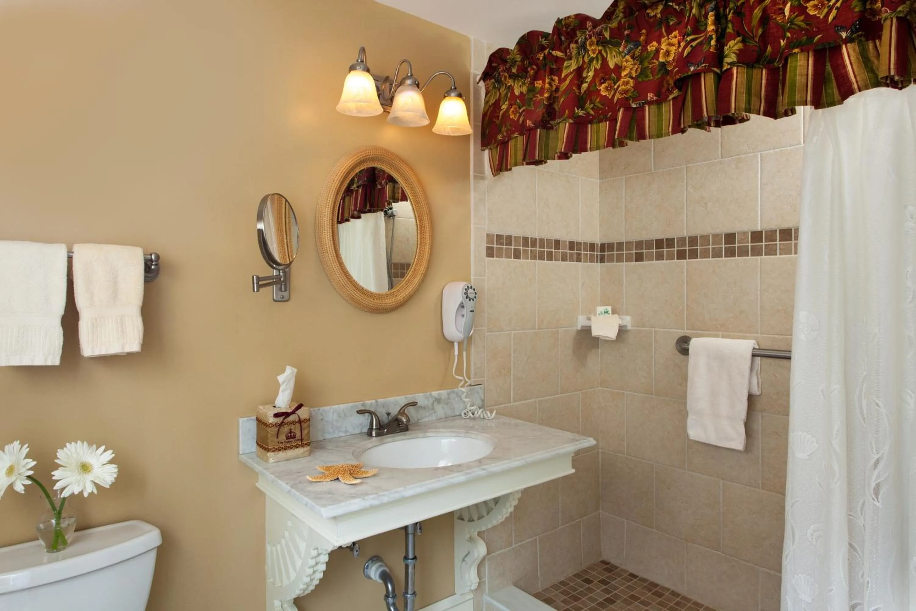 Bathroom in The Queen Victoria