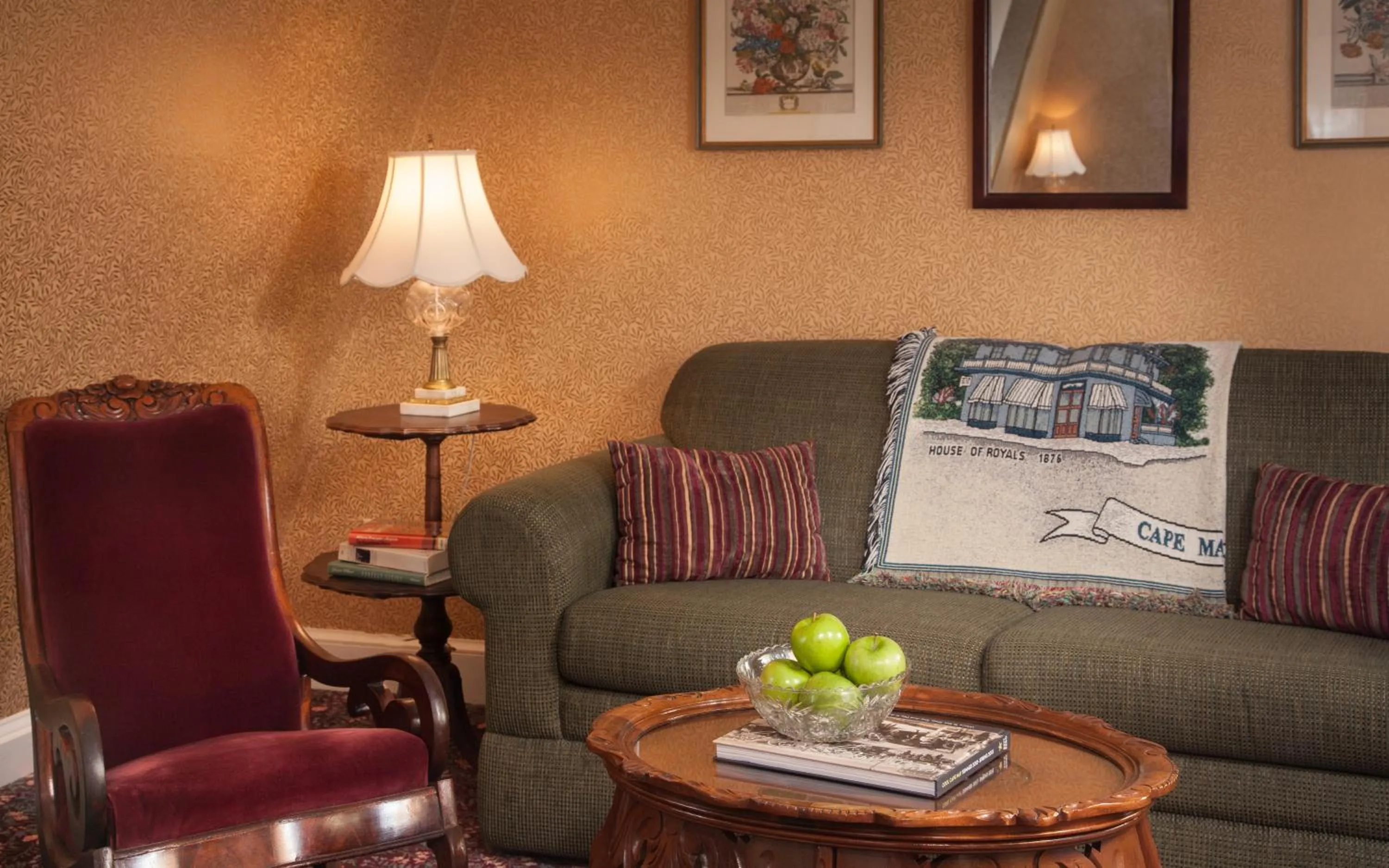 Living room in The Queen Victoria