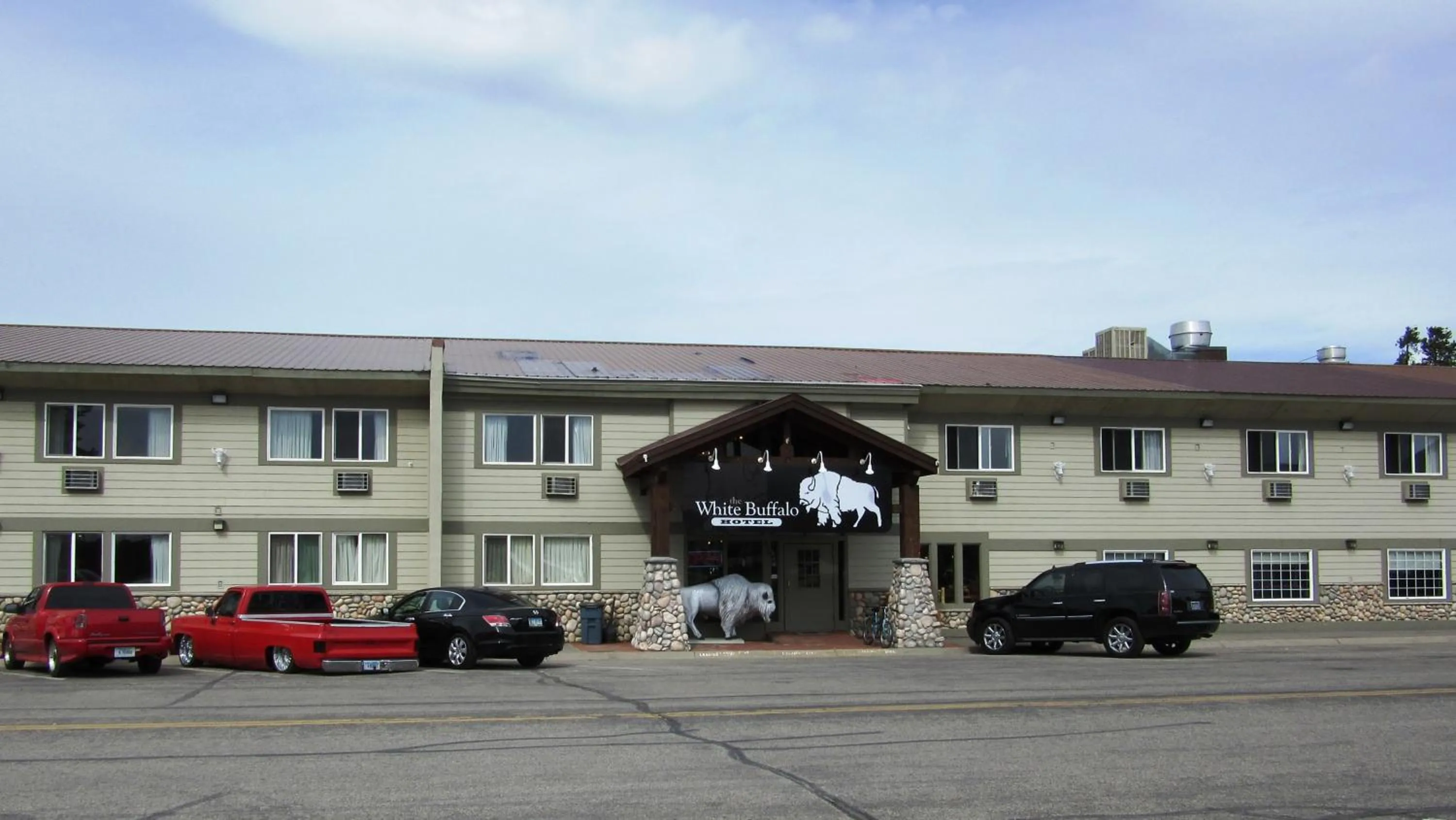 Facade/entrance in White Buffalo Hotel