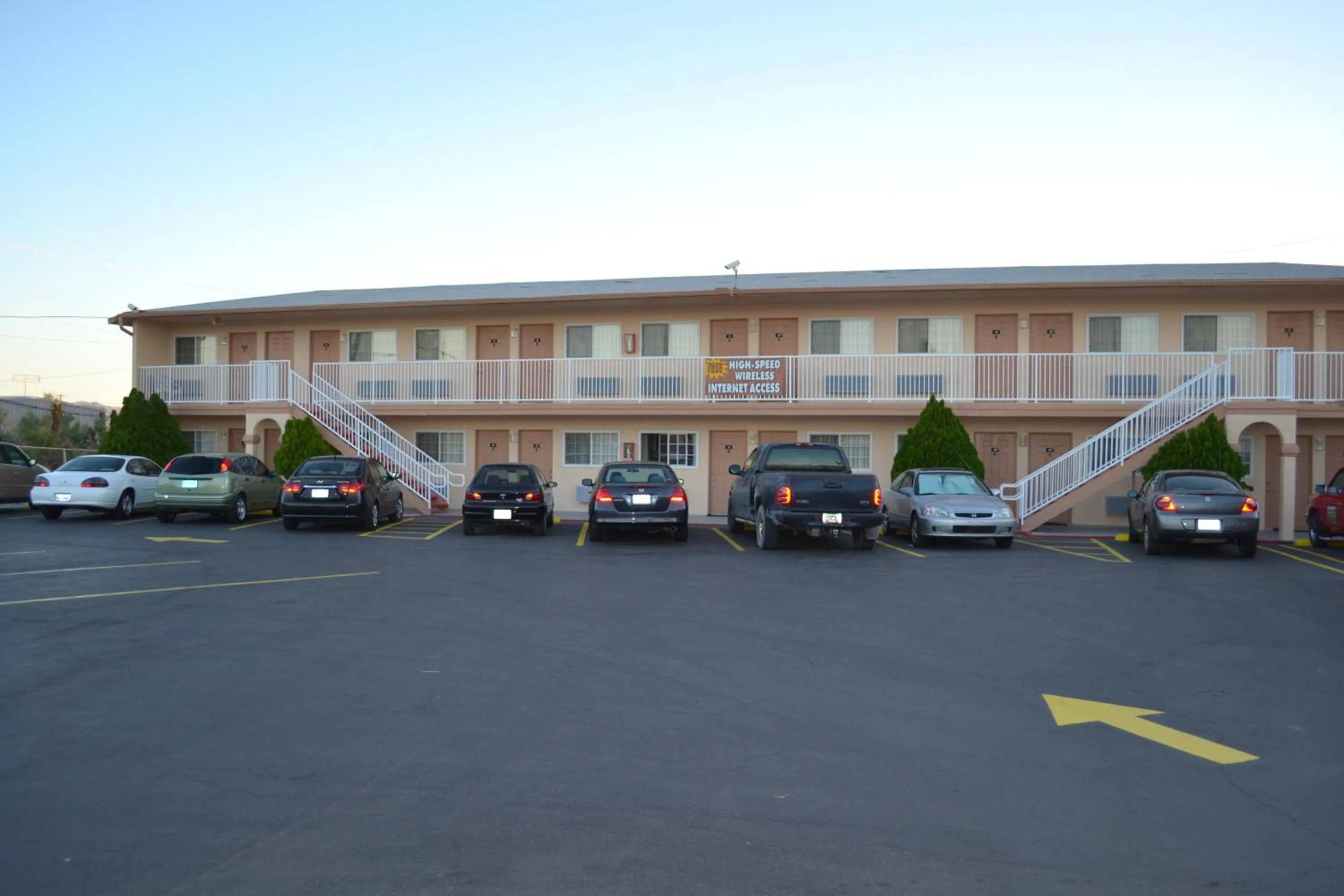 Area and facilities in Budget Inn