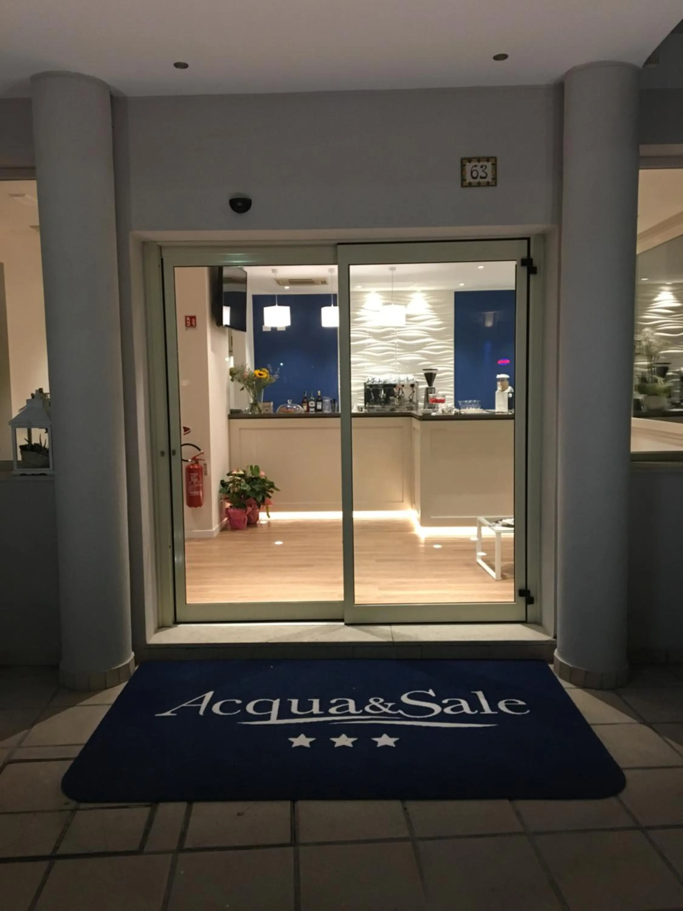 Facade/entrance in Acqua & Sale Hotel