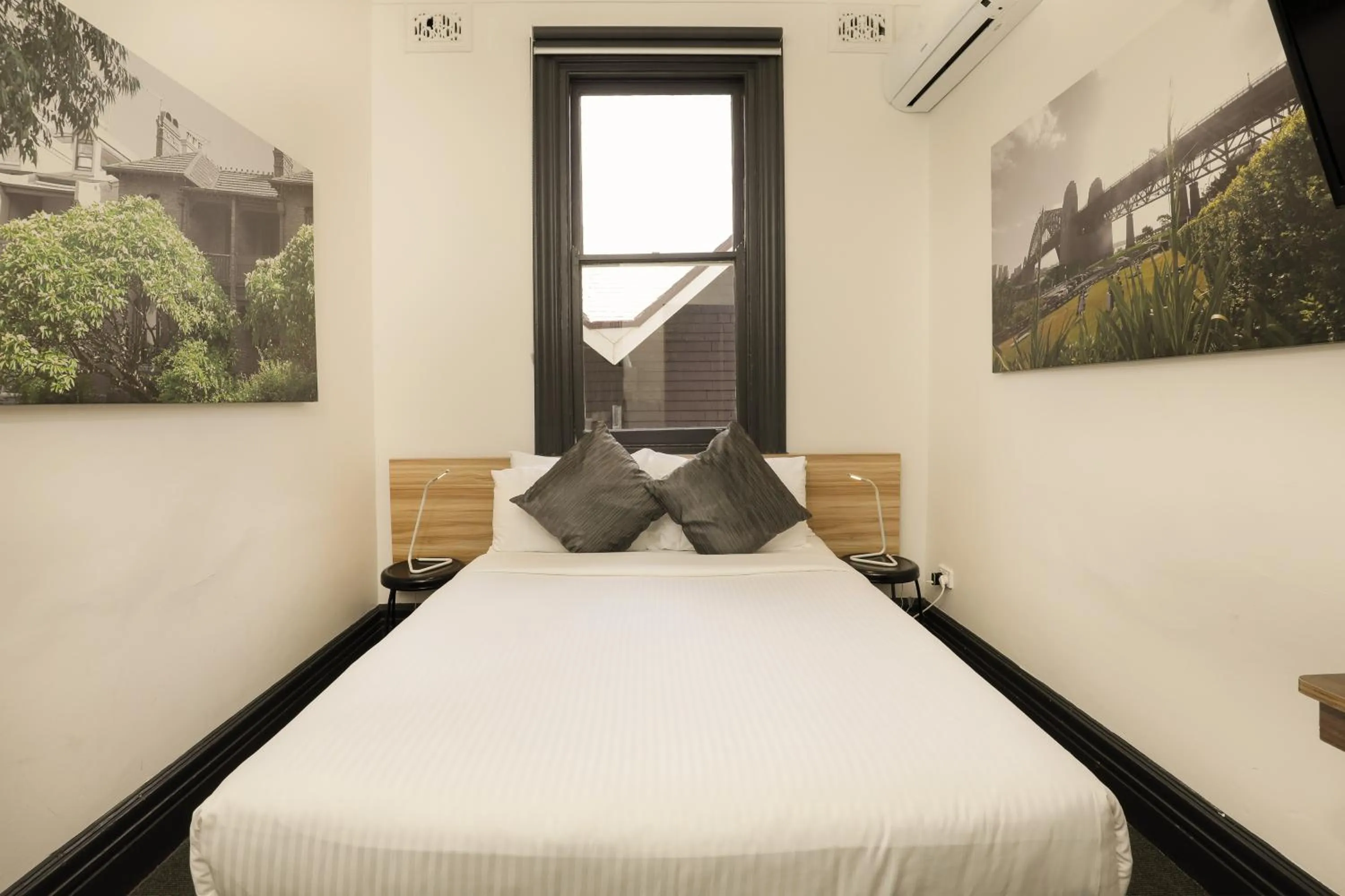 Bed in Glenferrie Lodge