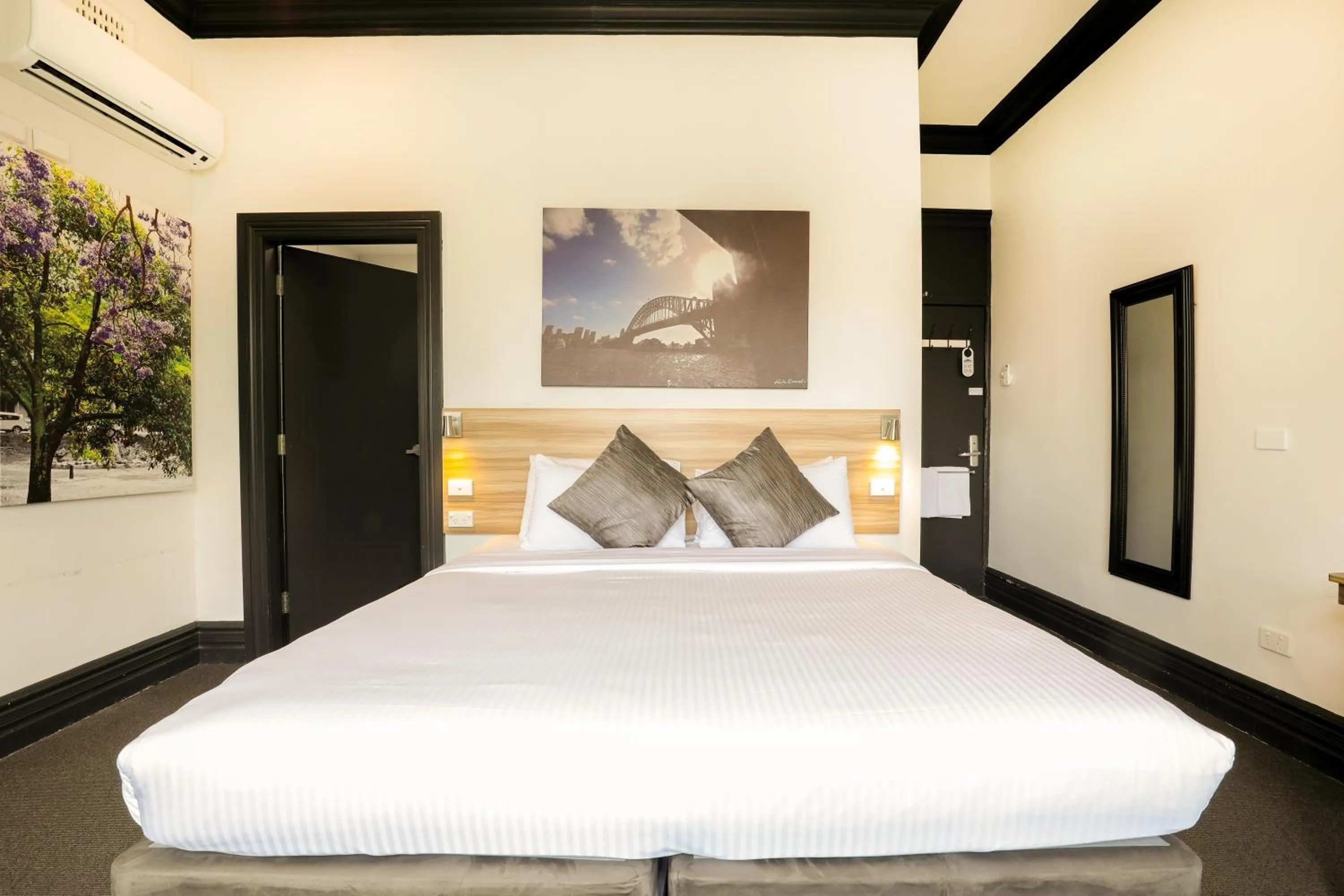 Bedroom in Glenferrie Lodge