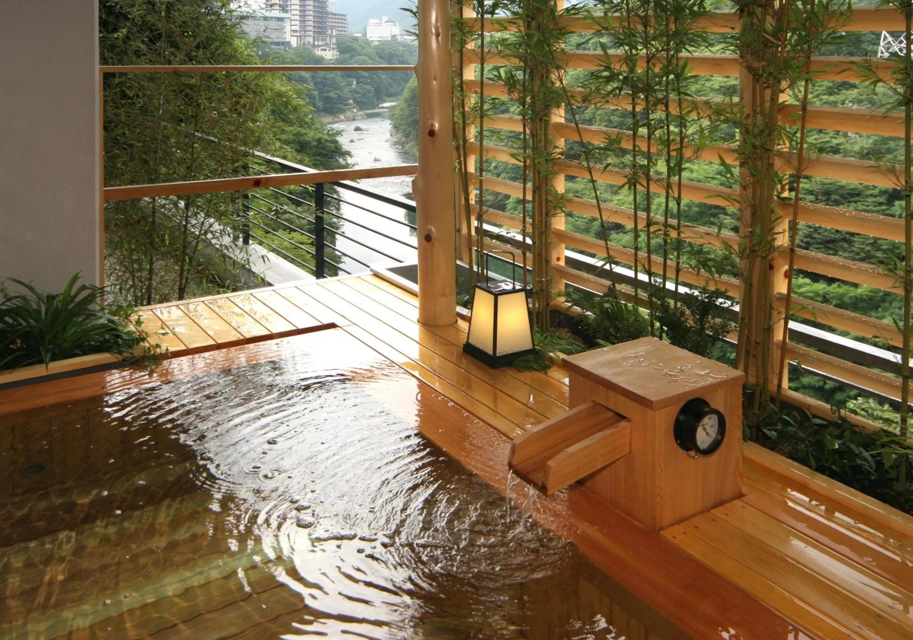 Hot Spring Bath in Kinugawa Onsen Sanraku