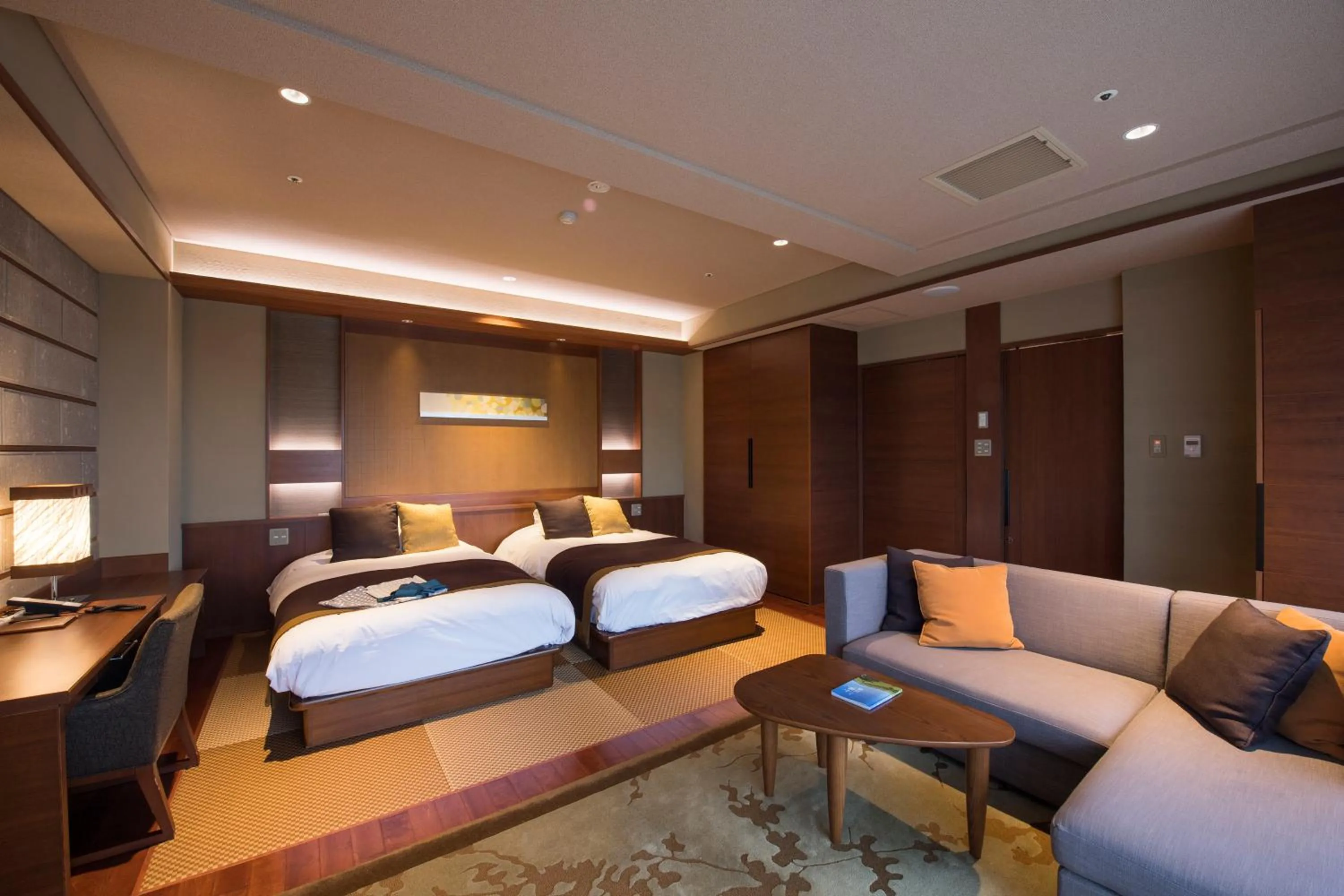 Photo of the whole room, Bed in Hokkaido Hotel