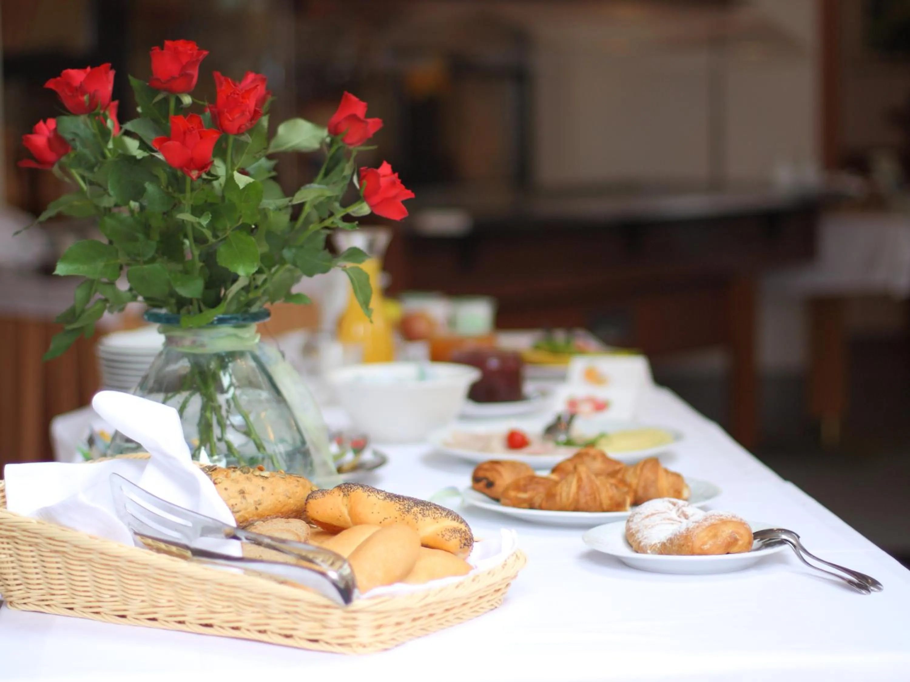 Restaurant/places to eat in Garni Hotel Miklič