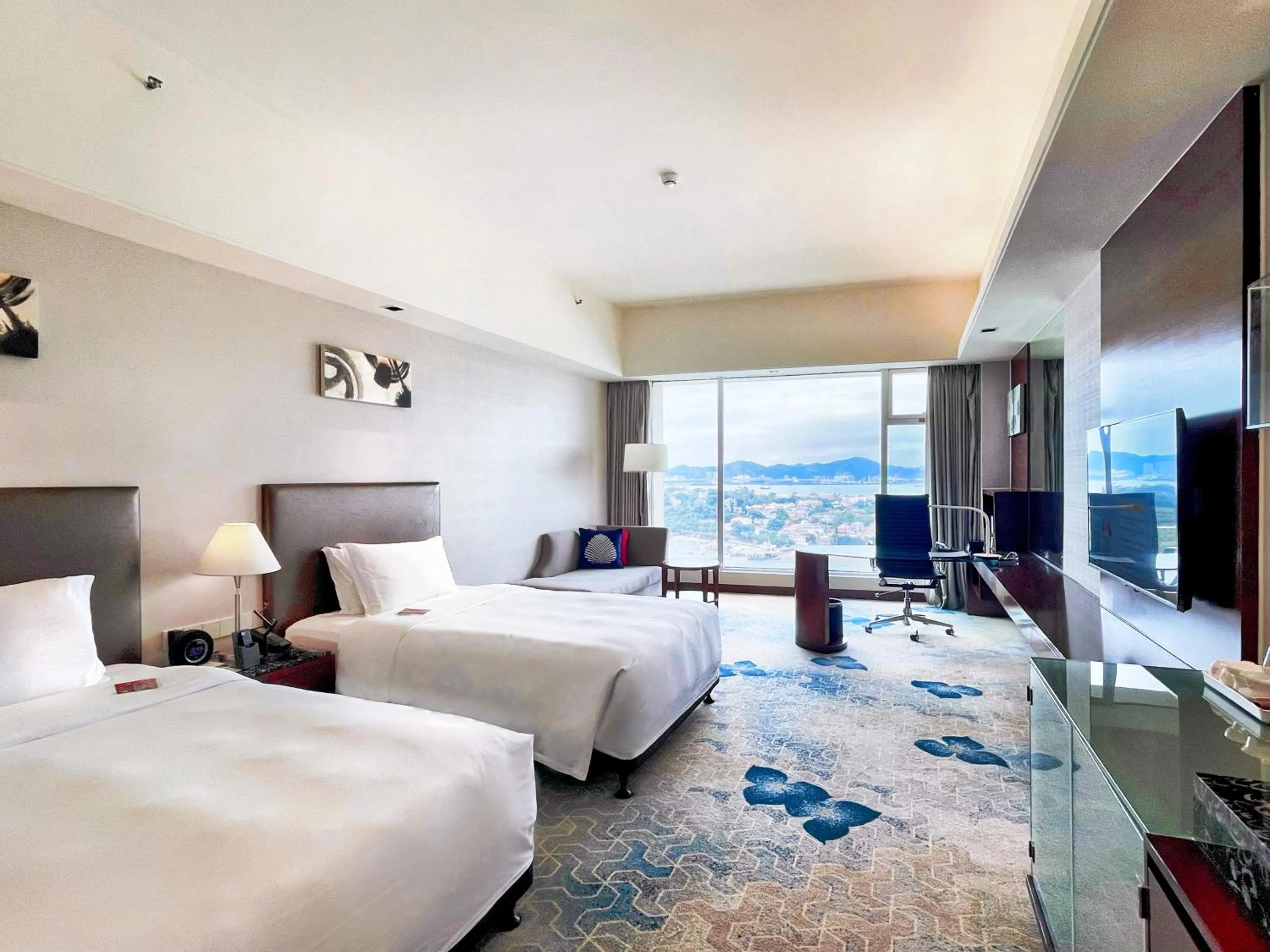 Bedroom, Bed in Swiss Grand Xiamen