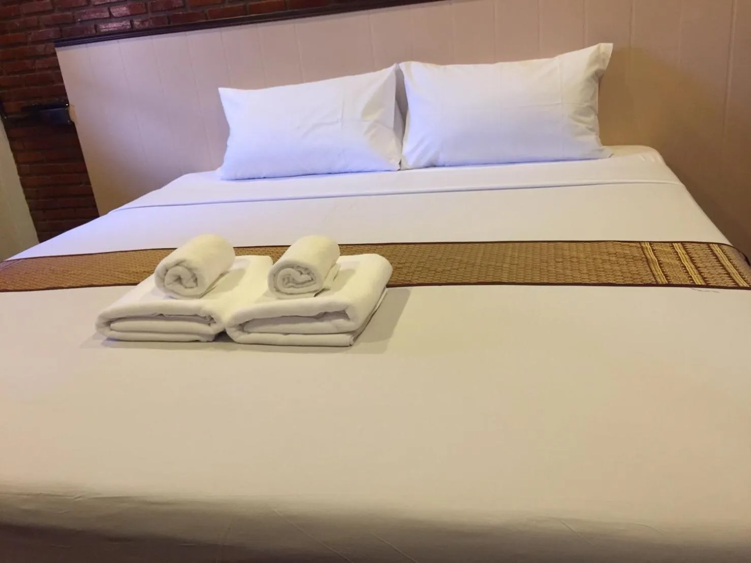 Property building, Bed in Ben Guesthouse