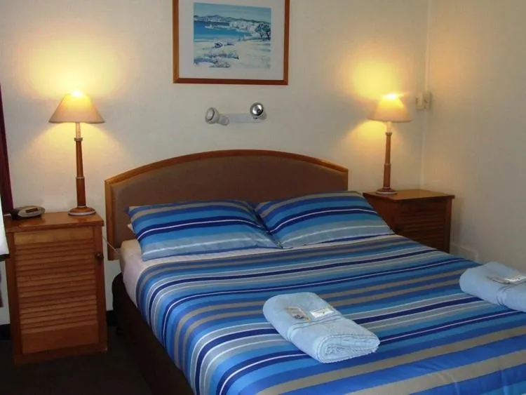 Bed in Aquarius Motel