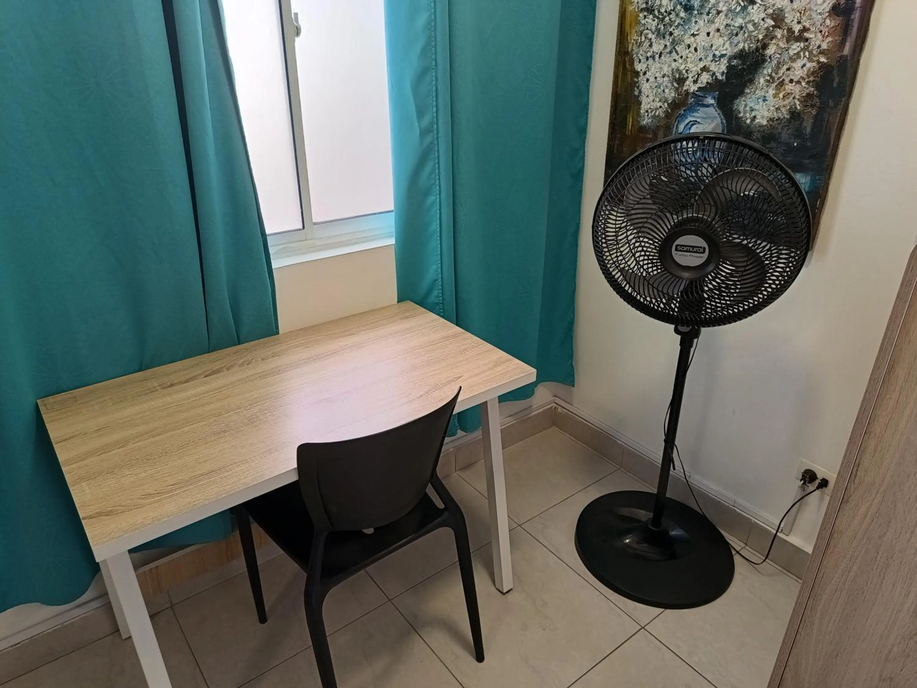 wardrobe in Air Guest House - con Desayuno & Jacuzzi Social