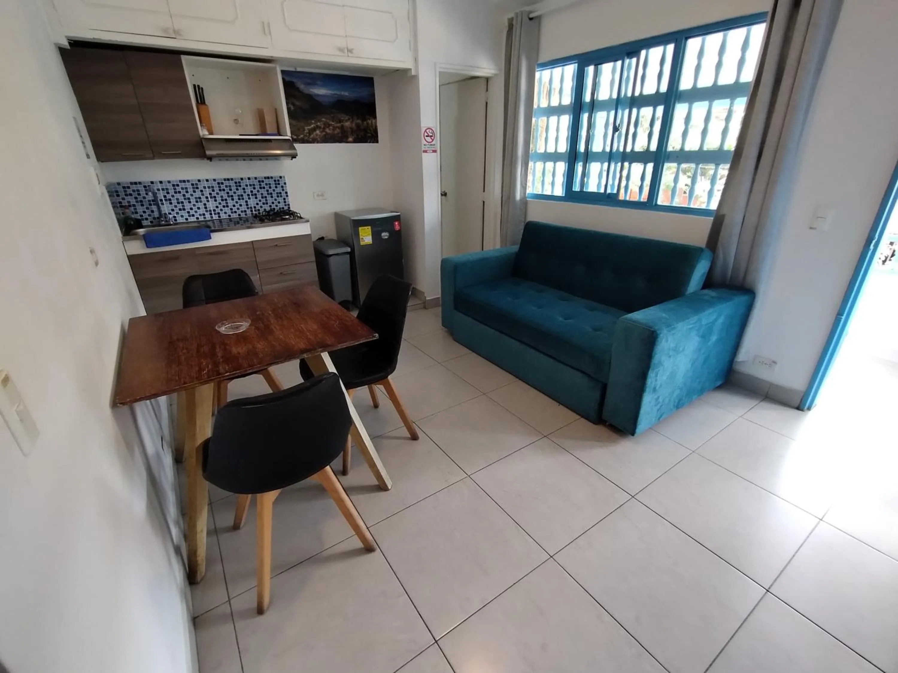 Dining area in Air Guest House - con Desayuno & Jacuzzi Social