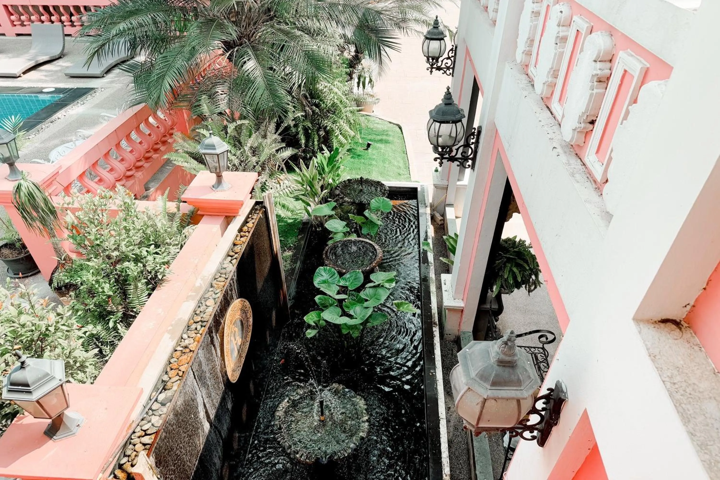 Property building in Rasa Boutique Hotel Chiang Rai