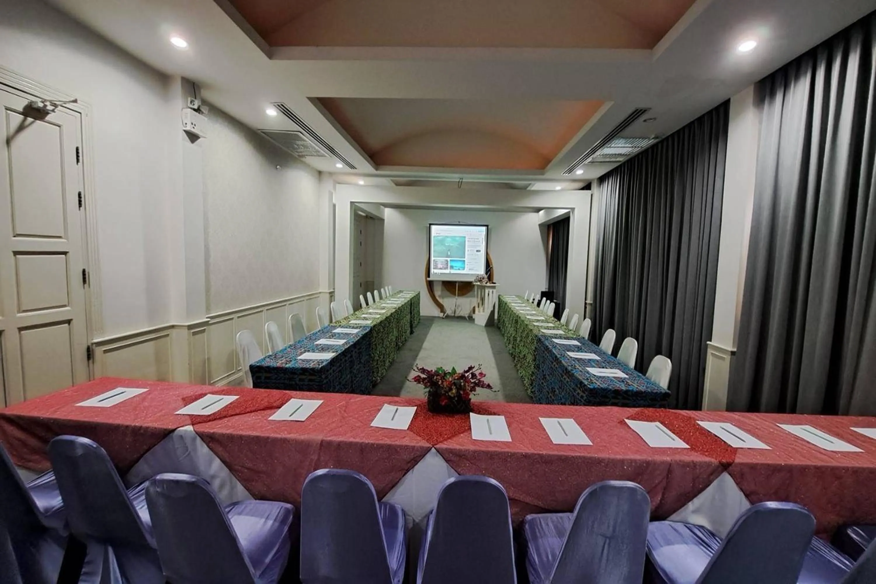 Meeting/conference room in Rasa Boutique Hotel Chiang Rai