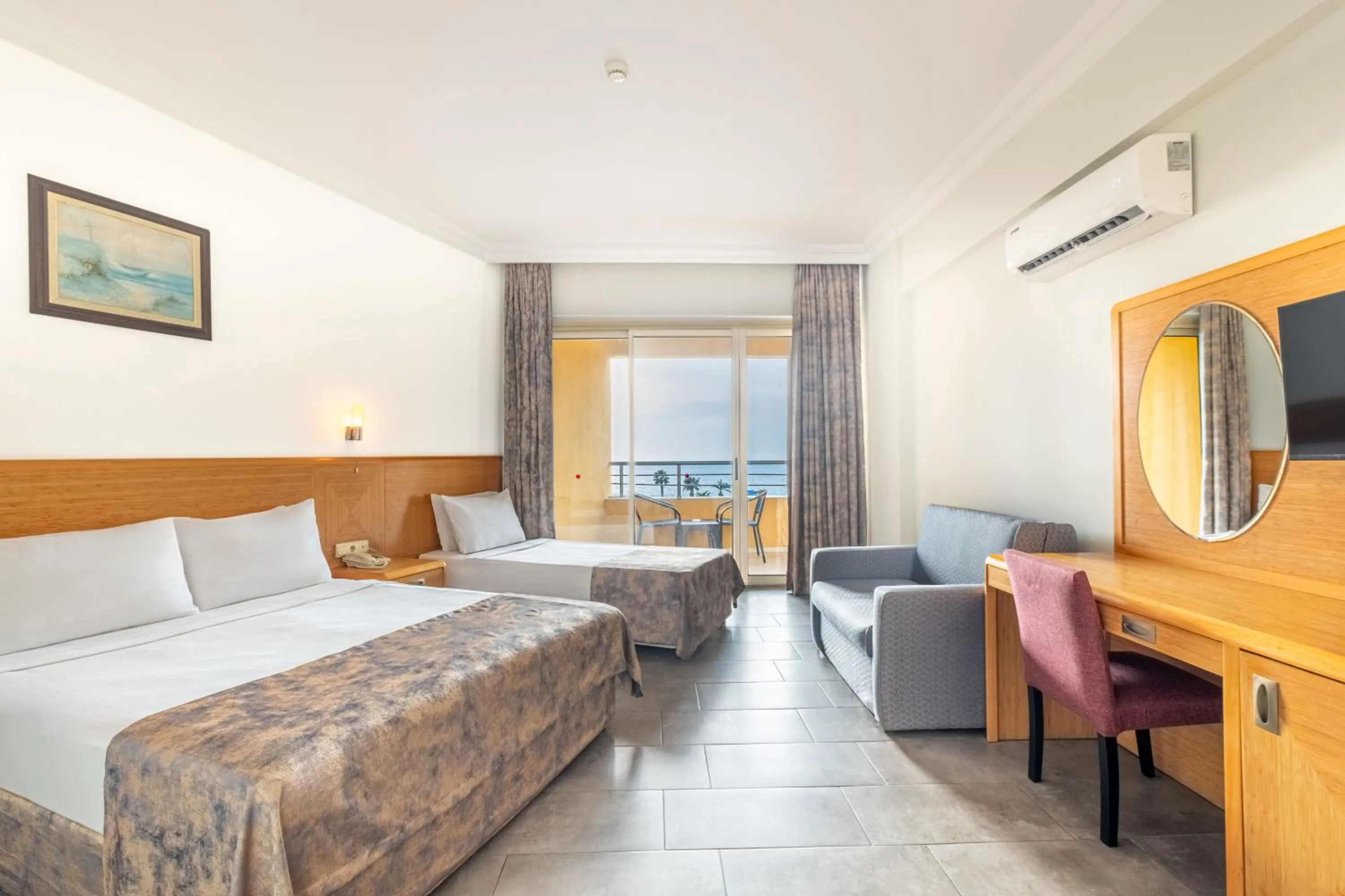 Bedroom, Bed in Senza Grand Santana Hotel - Ultra All Inclusive