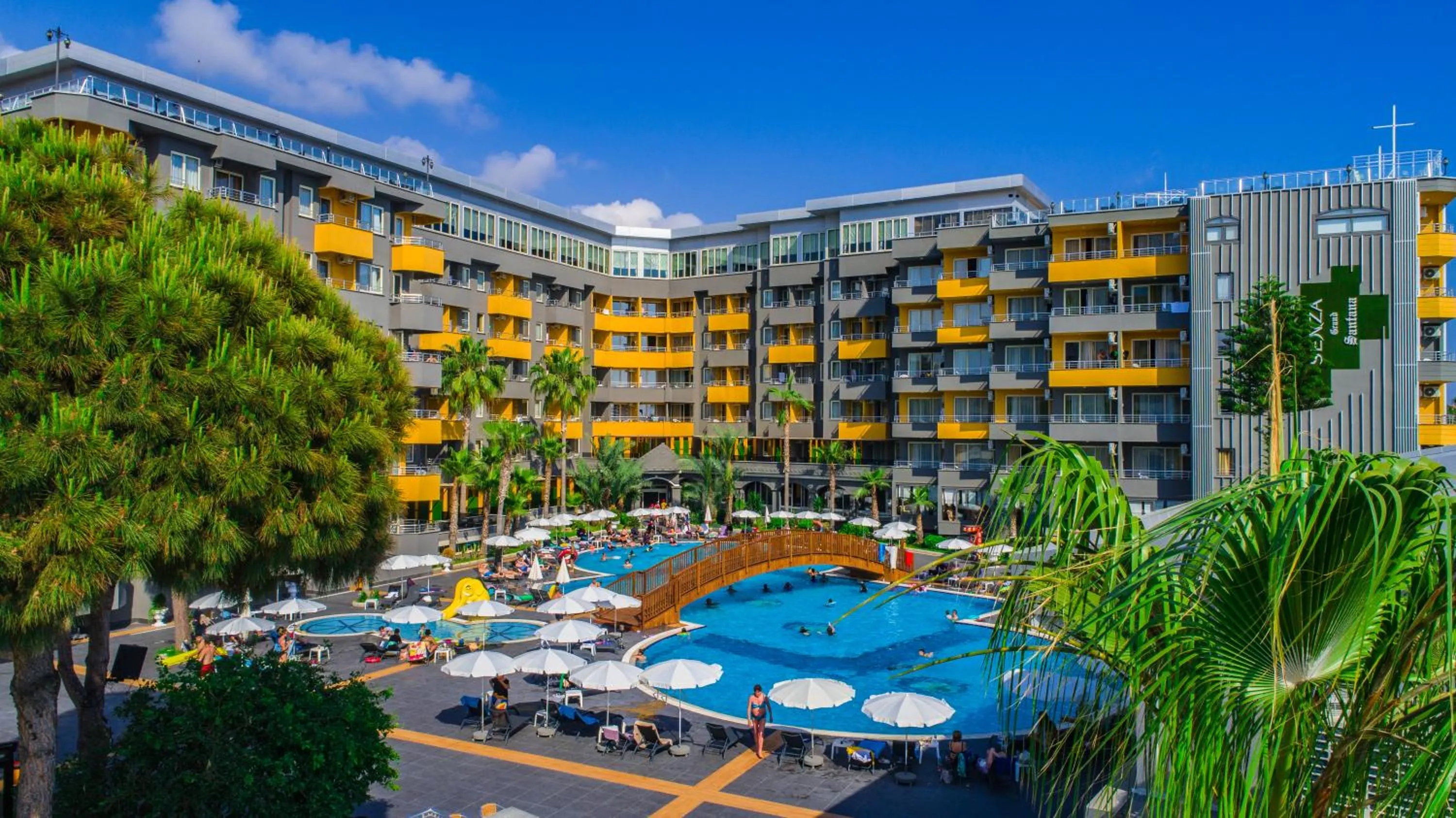 Pool view in Senza Grand Santana Hotel - Ultra All Inclusive