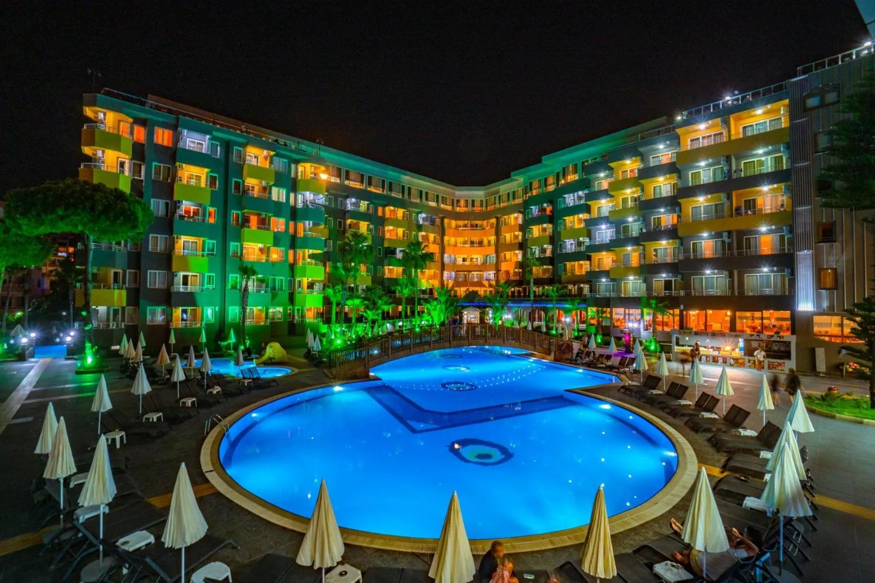 Swimming pool in Senza Grand Santana Hotel - Ultra All Inclusive