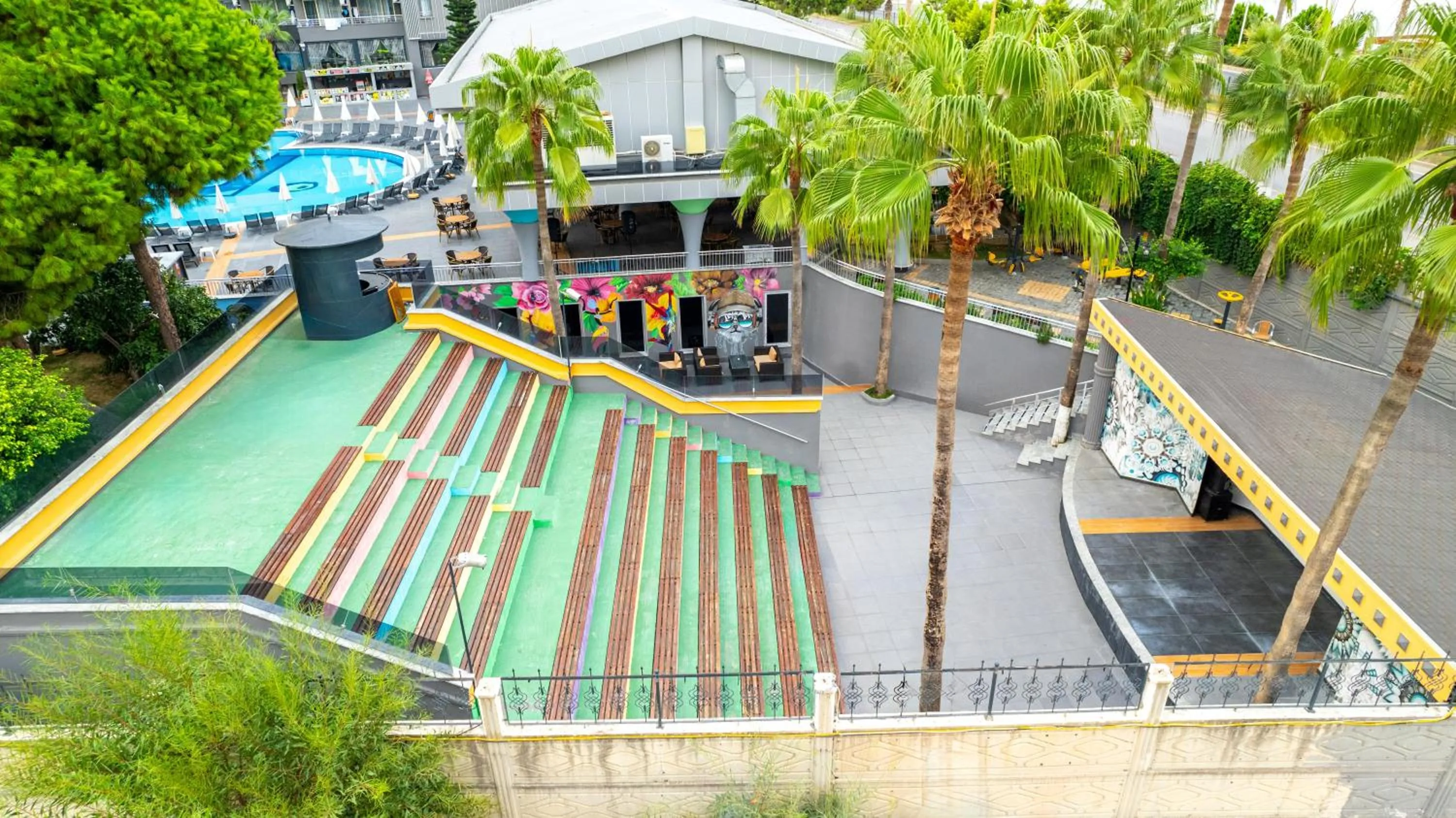 Entertainment in Senza Grand Santana Hotel - Ultra All Inclusive