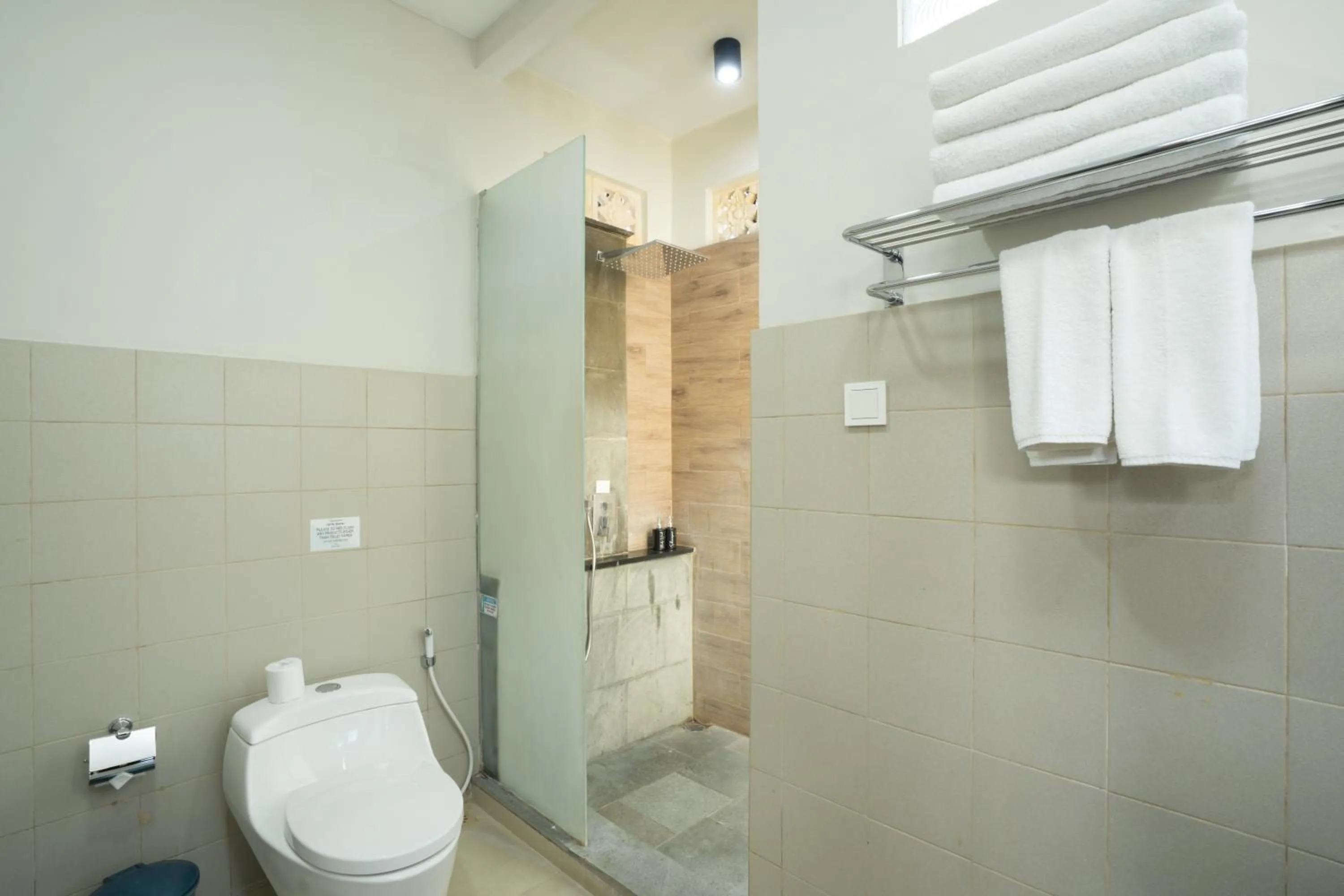 Bathroom in Samaja Beachside Villas