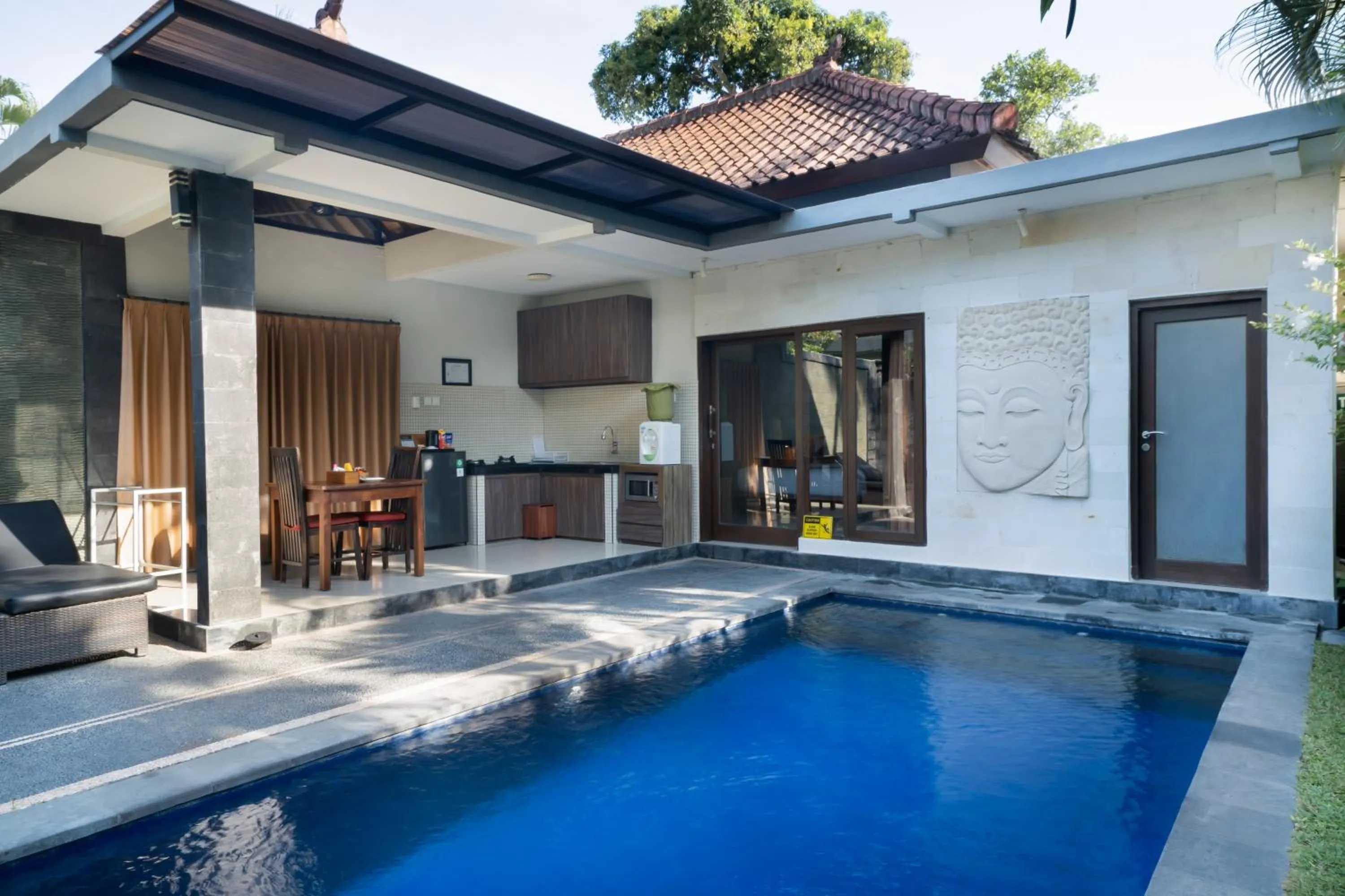 Swimming pool in Samaja Beachside Villas