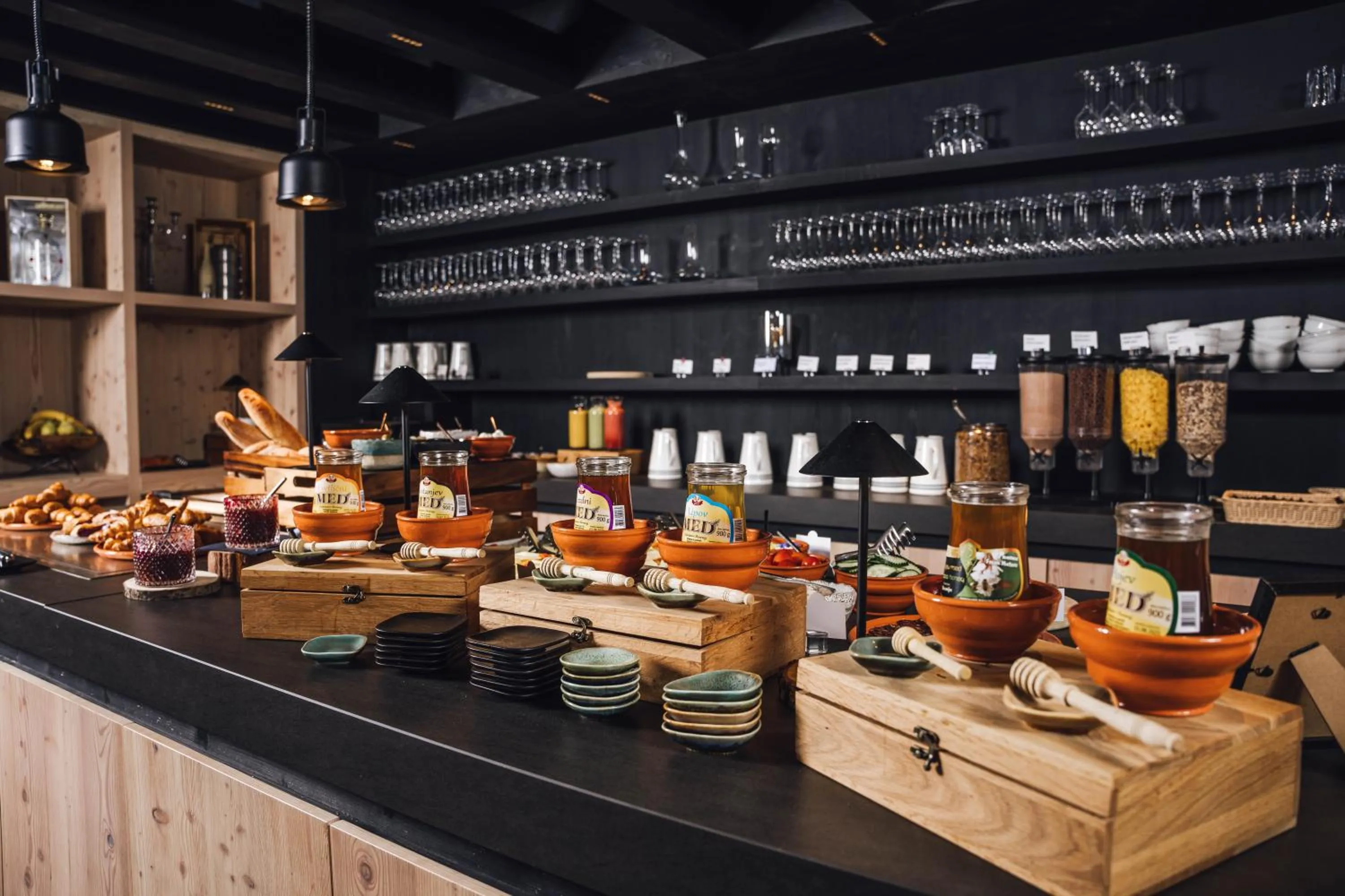 Food and drinks in Hotel Bohinj