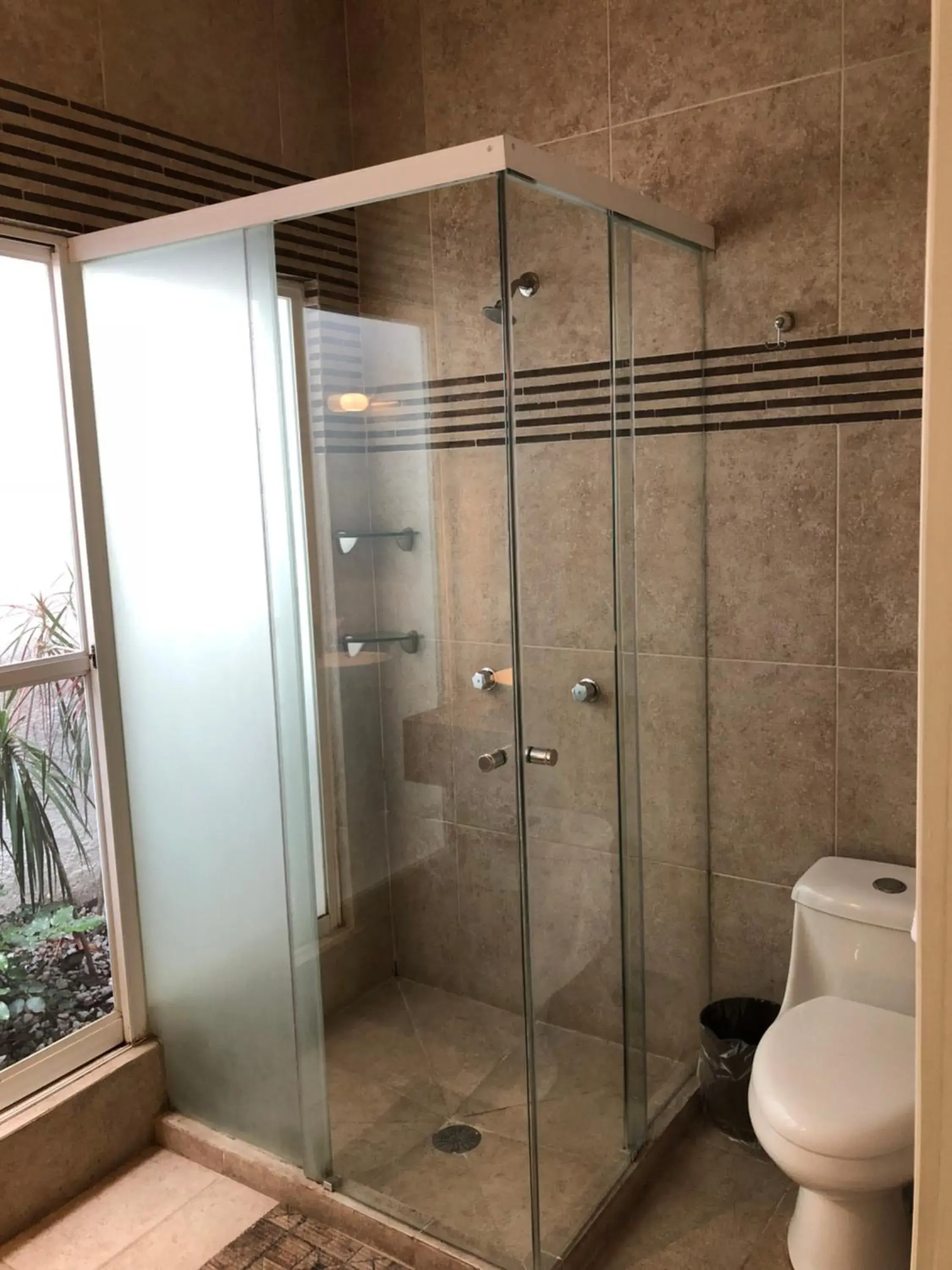 Twin Room in Hotel SKY & PALMS Twin Room in Hotel SKY & PALMS