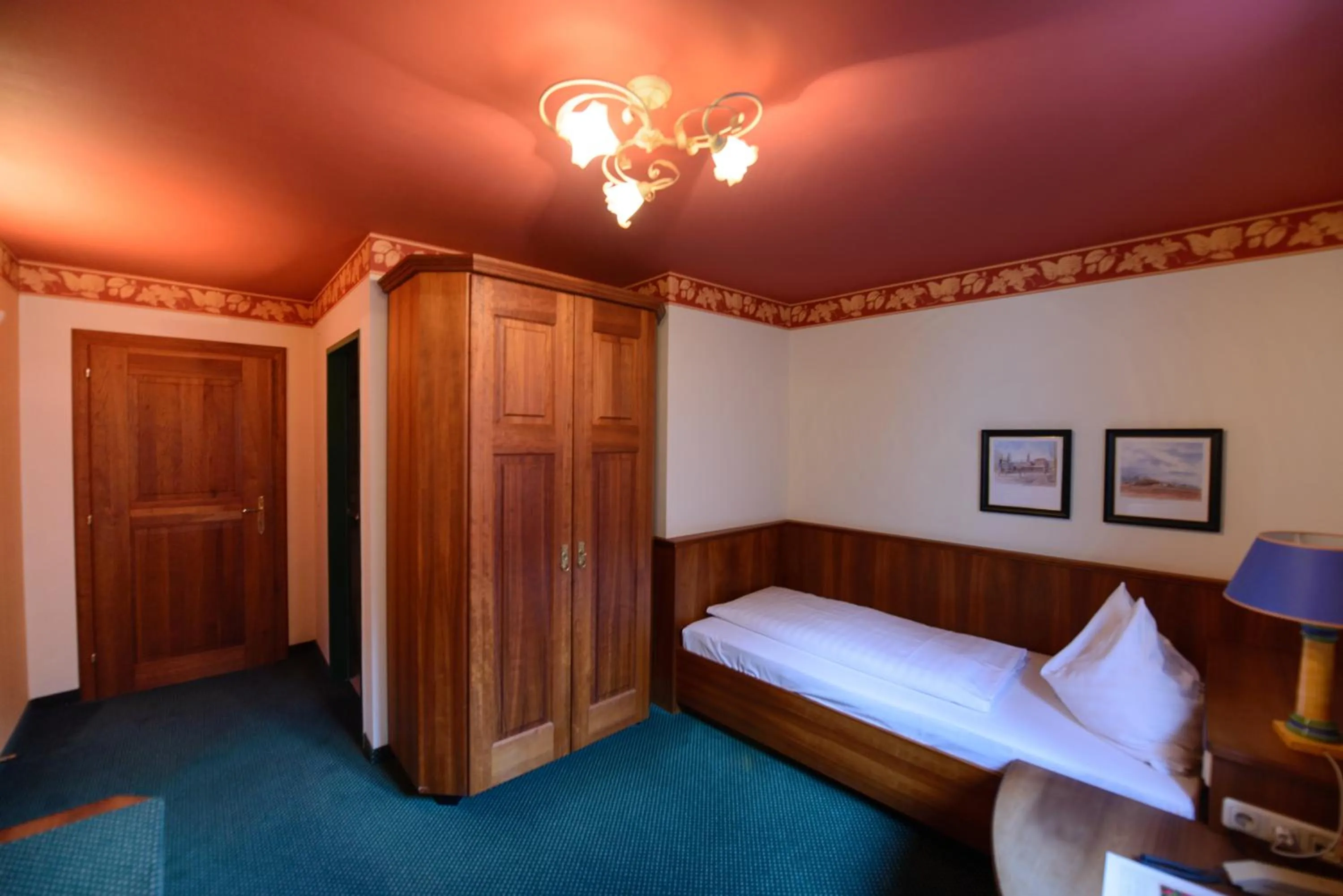 Bed in Gasthof Hotel Zweimüller