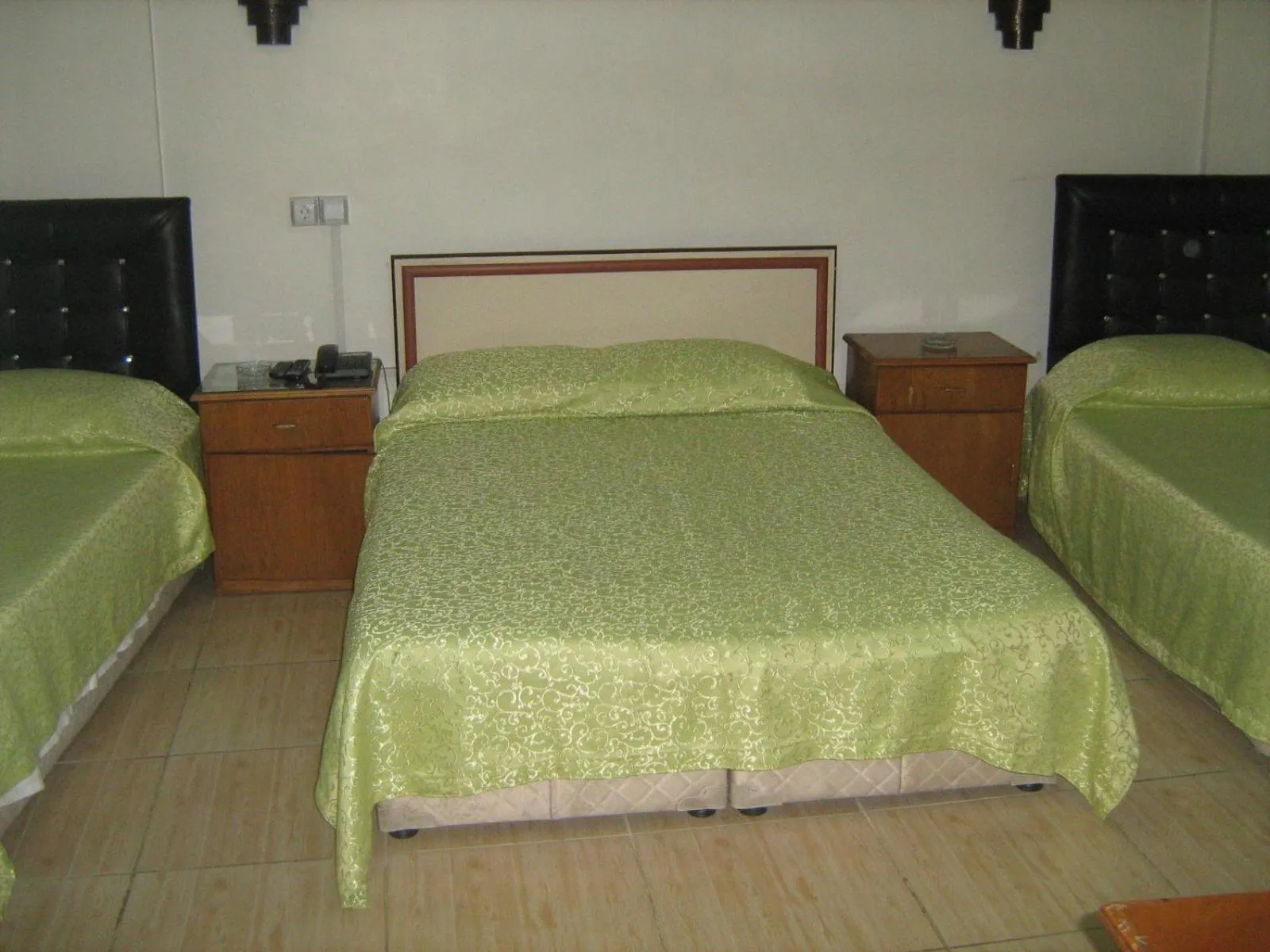 Bed in Yunus Hotel