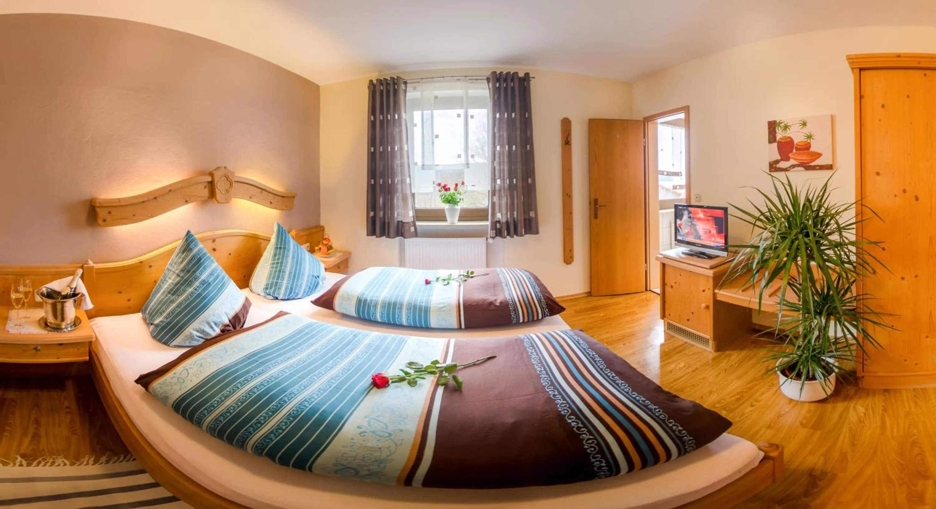 Photo of the whole room, Bed in Landhotel Zum Goldenen Kreuz