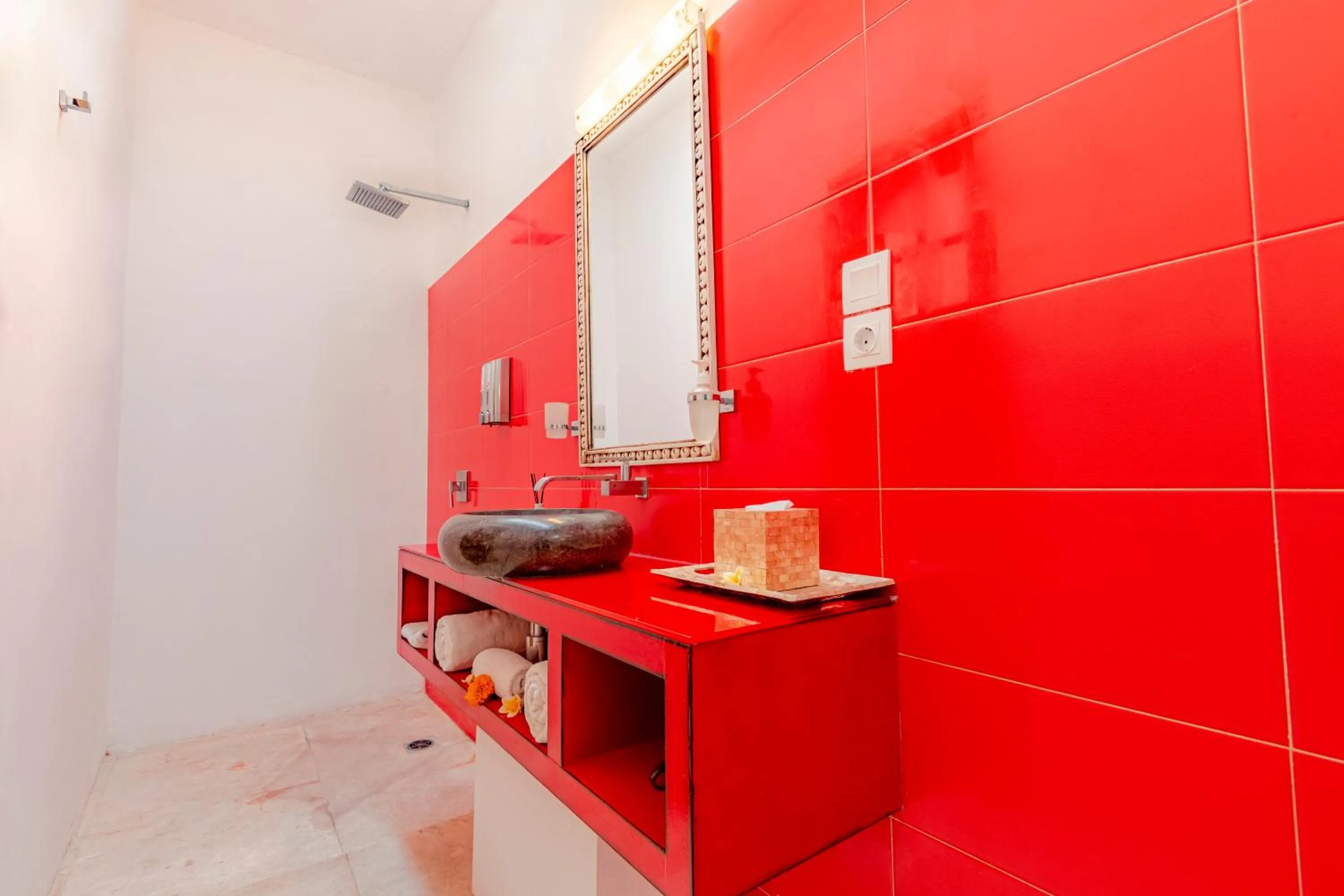 Bathroom in Bali Ginger Suites & Villa